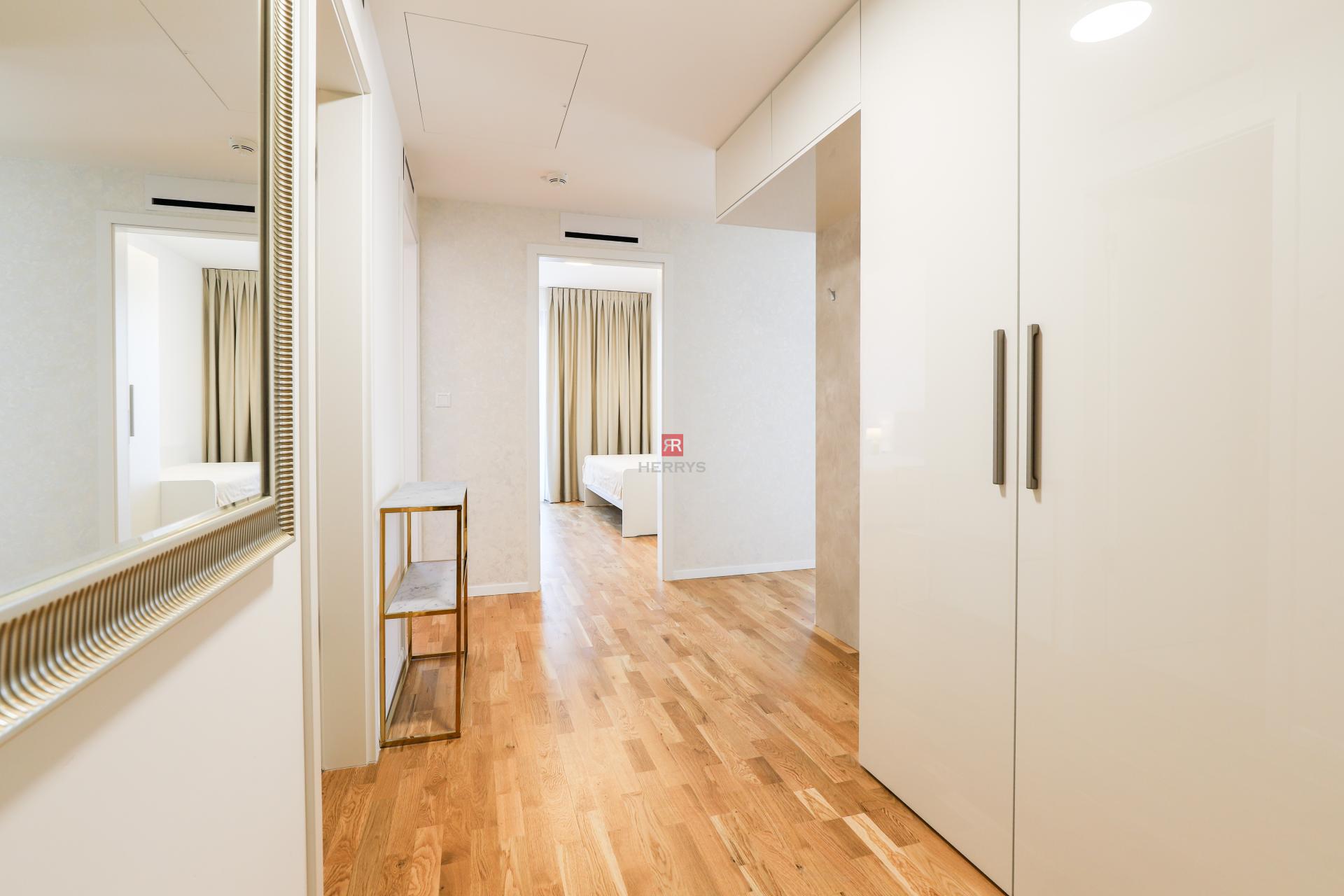 HERRYS - Na prenájom krásny úplne nový 3-izbový kompletne zariadený apartmán v novostavbe Metropolis