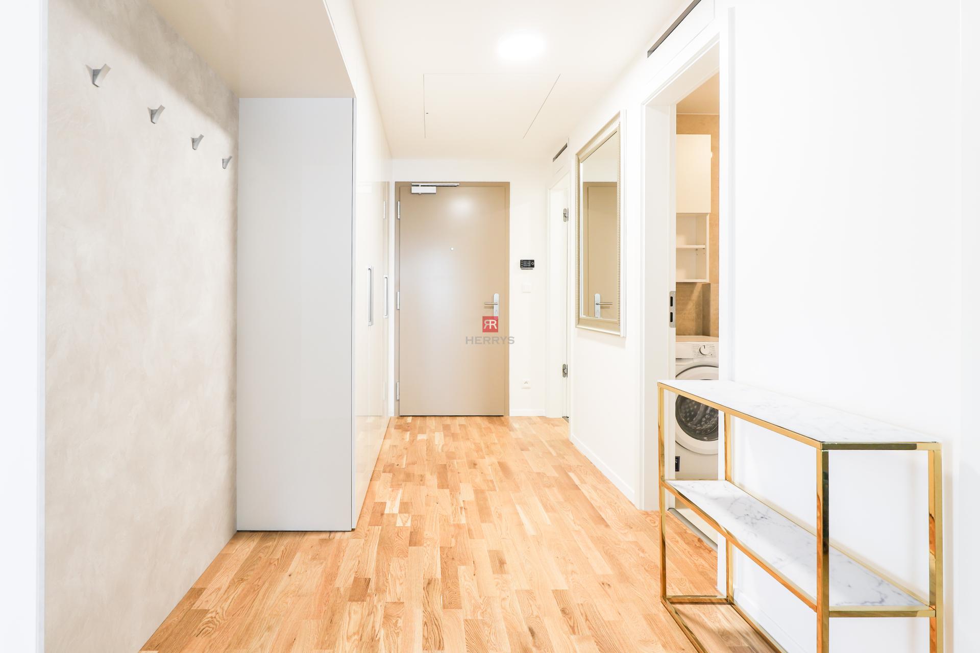 HERRYS - Na prenájom krásny úplne nový 3-izbový kompletne zariadený apartmán v novostavbe Metropolis