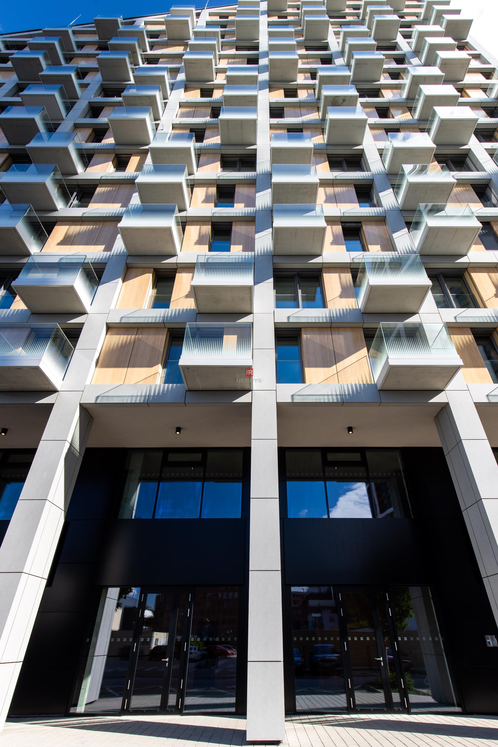 HERRYS - Na prenájom krásny úplne nový 3-izbový kompletne zariadený apartmán v novostavbe Metropolis