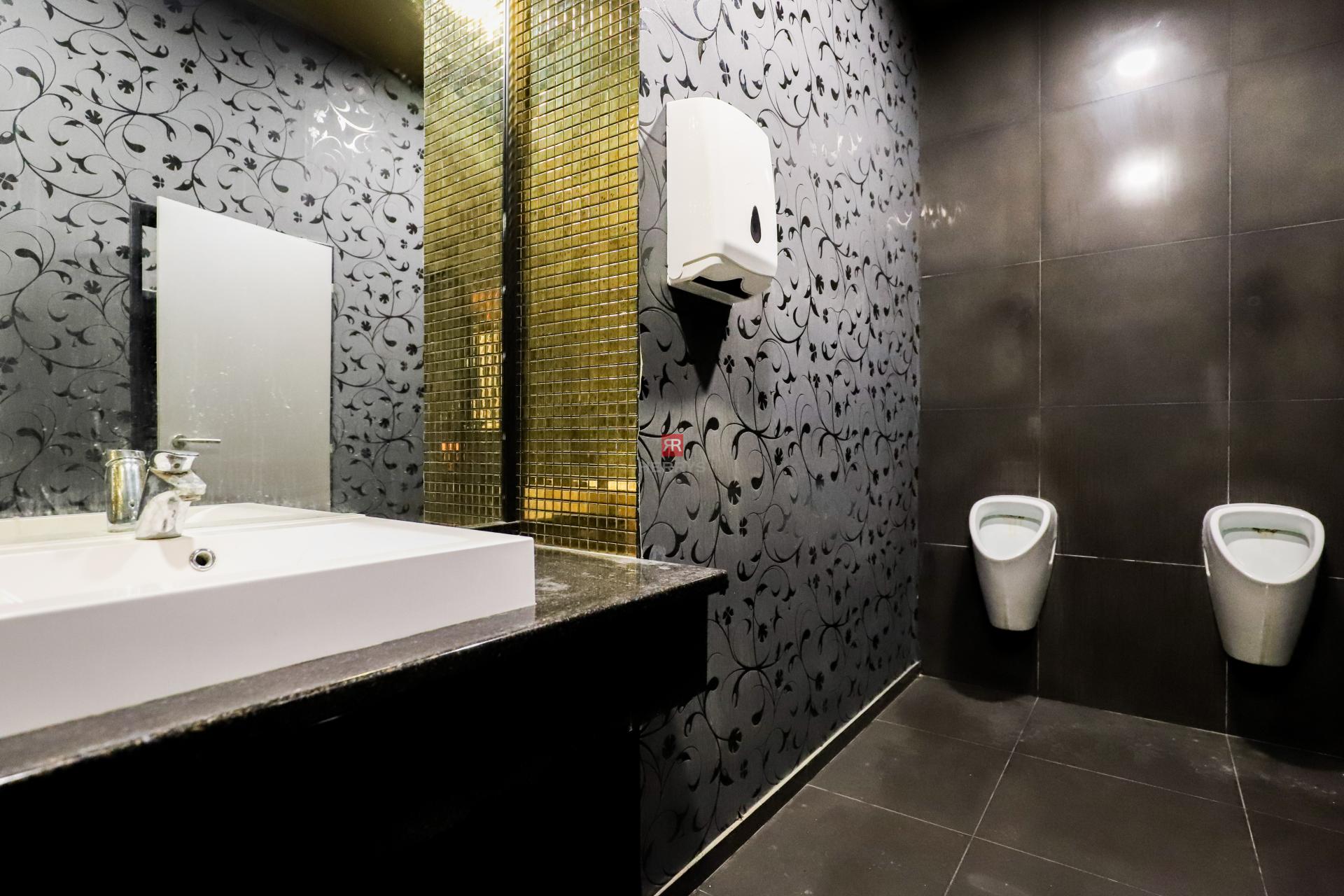 HERRYS - Na prenájom obchodné priestory vo frekventovanej lokalite&nbsp;