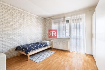 HERRYS - Na predaj 5-izbový rodinný dom s potenciálom a veľkorysým pozemkom v okrese Bratislava II
