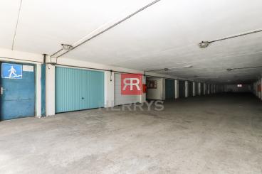 HERRYS - Na predaj uzavretá garáž v garážovom dome s elektrickou prípojkou