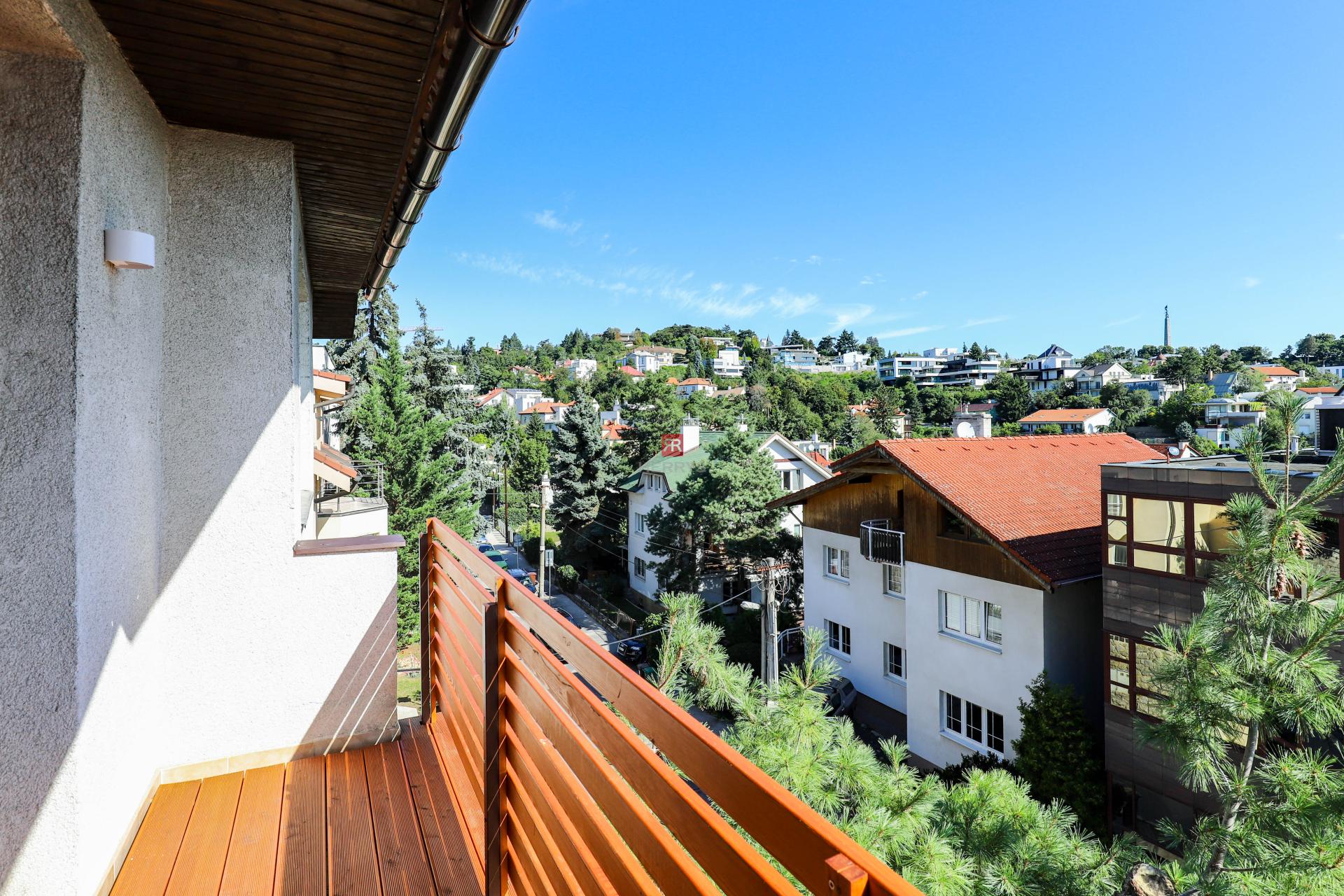 HERRYS - Na prenájom zrekonštruovaný &nbsp;4 izbový byt na lukratívnej adrese, Červeňova ulica