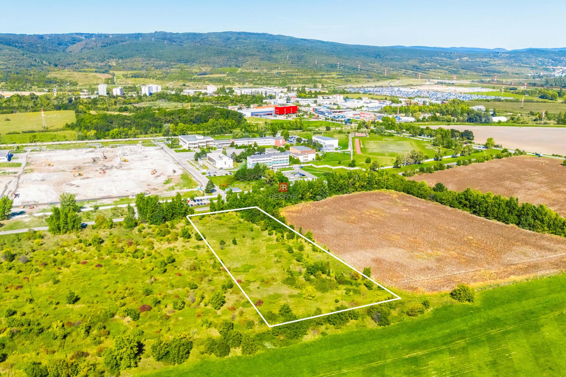 HERRYS - Land for sale for development, Regrútska - Vajnory