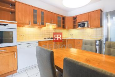 HERRYS - 4-room fully furnished apartment for rent