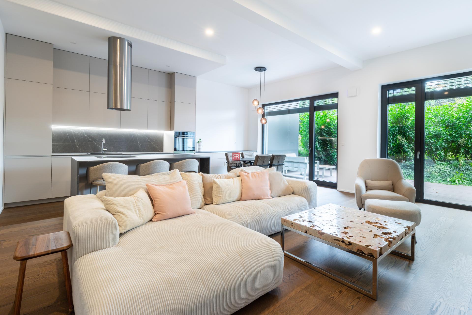 HERRYS – Spacious 2-room apartment for sale in premium standard, K Železnej studienke project
