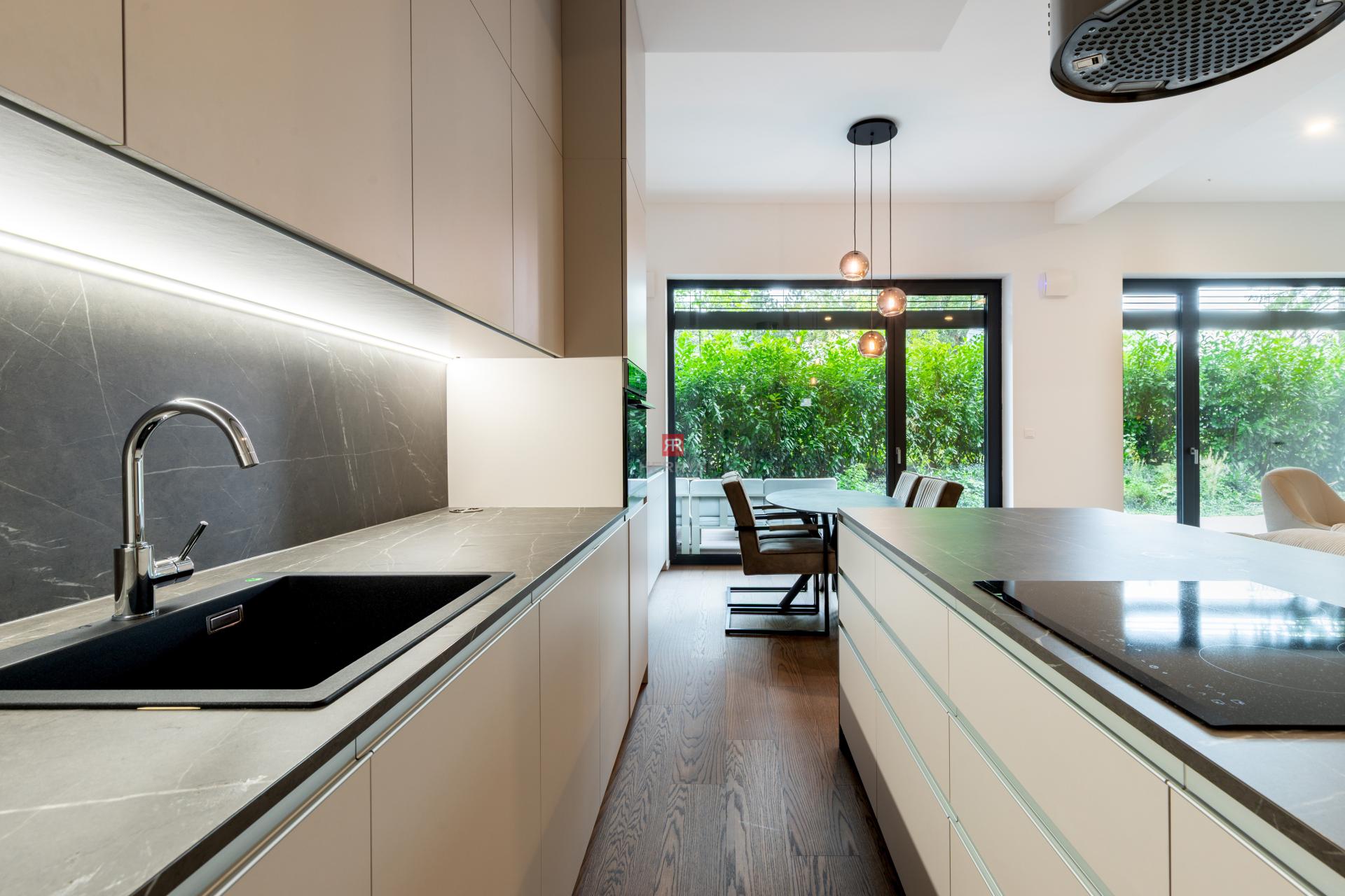HERRYS – Spacious 2-room apartment for sale in premium standard, K Železnej studienke project
