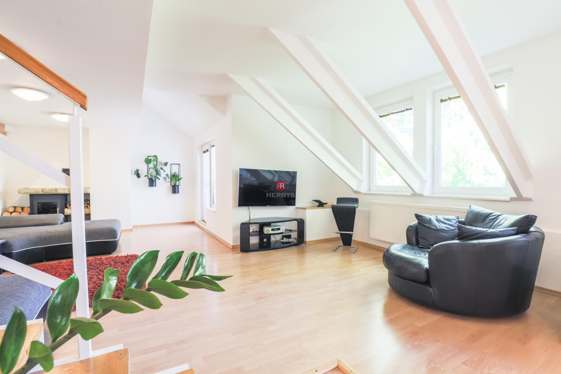 HERRYS - 5-room fully furnished apartment for rent