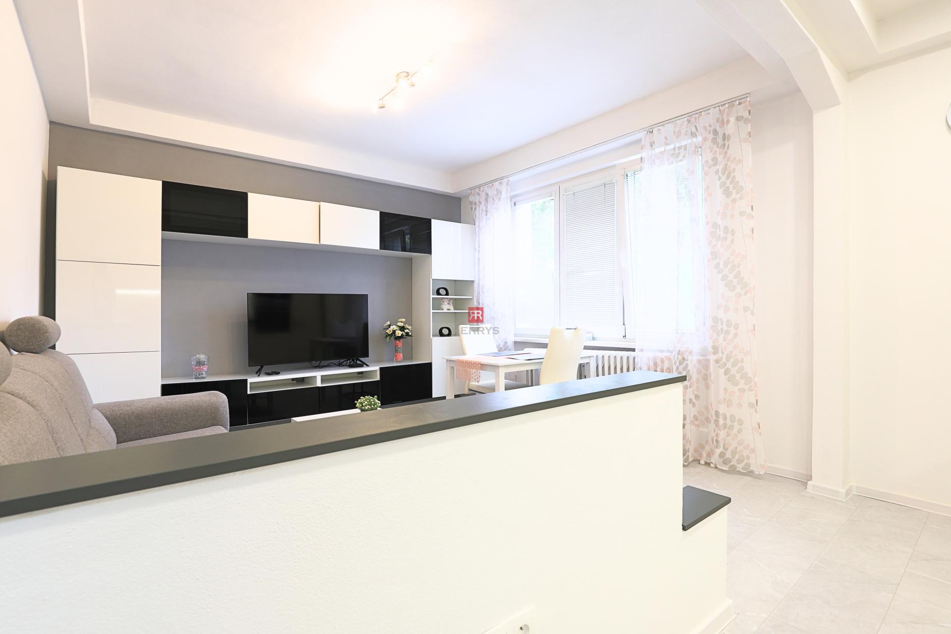 HERRYS - Furnished and air-conditioned 2-room apartment for rent in Ovocné Sady