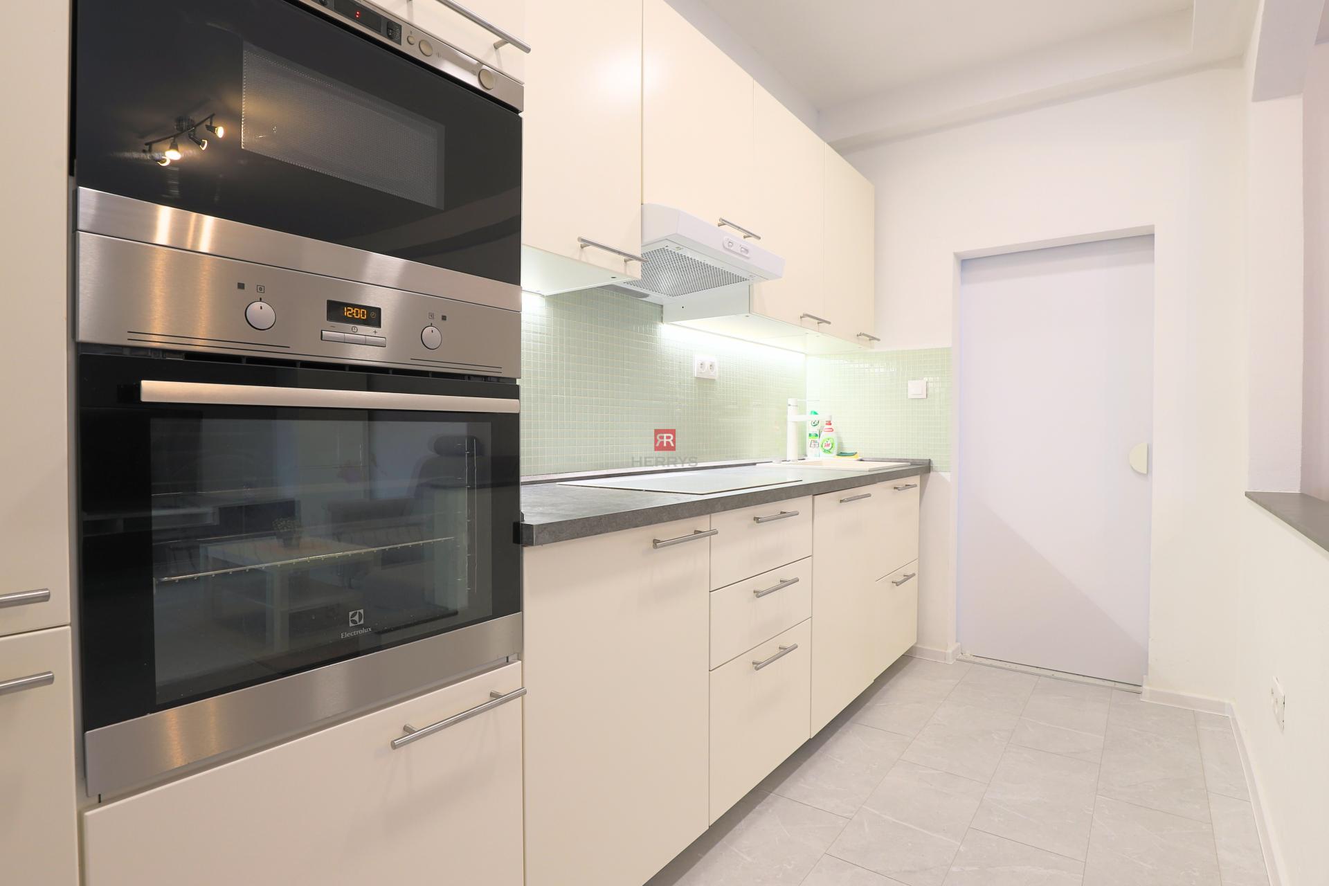 HERRYS - Furnished and air-conditioned 2-room apartment for rent in Ovocné Sady