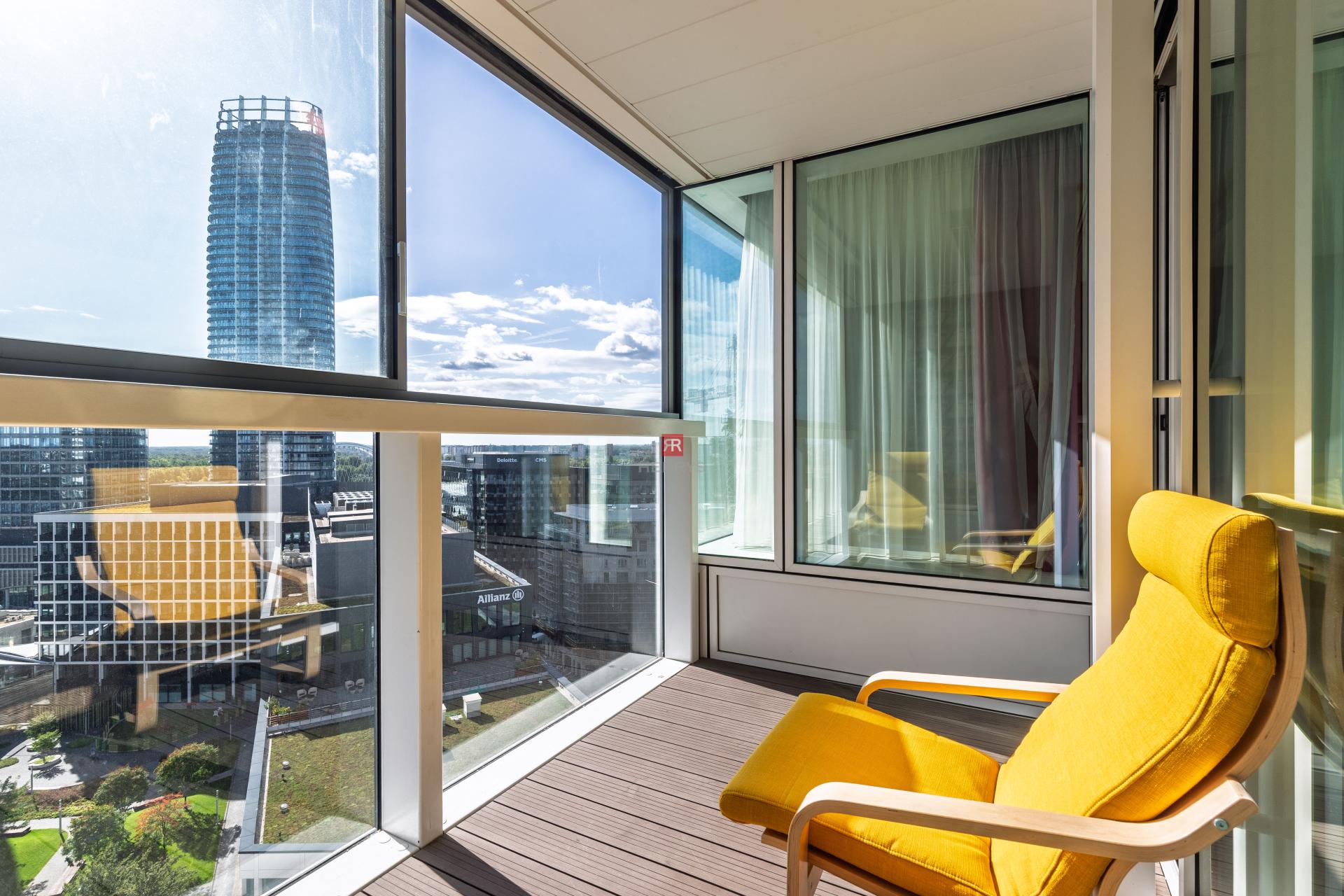 HERRYS - For sale sunny designer 2-room apartment with parking in Panorama City