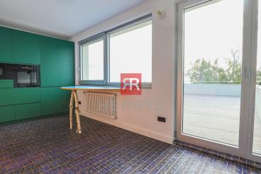 HERRYS - Unique 4-room apartment with terrace for rent in a family house in Koliba