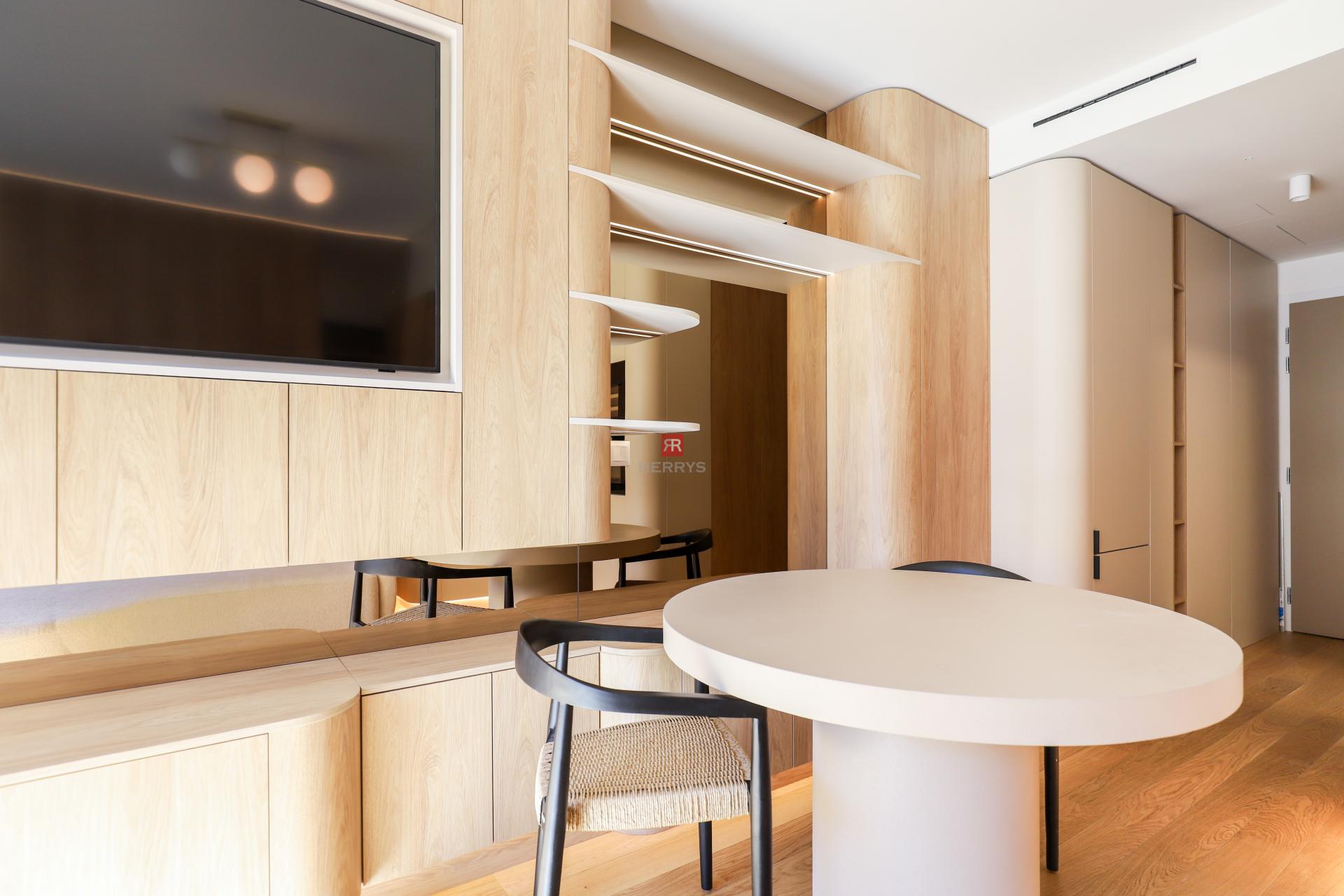 HERRYS - 1 bedroom luxuriously furnished apartment for rent in the sought-after Vydrica project