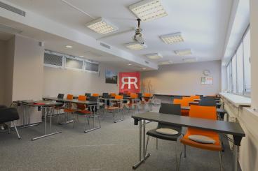 &nbsp;HERRYS - Na prenájom 110 m2 kancelária v Ružinove&nbsp;