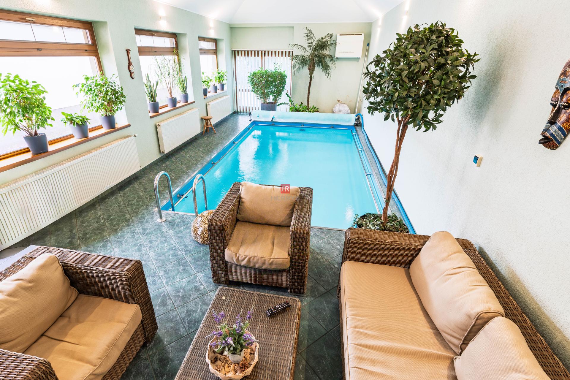 HERRYS - For sale an 6-room family house with a swimming pool and a tennis court in Pezinok