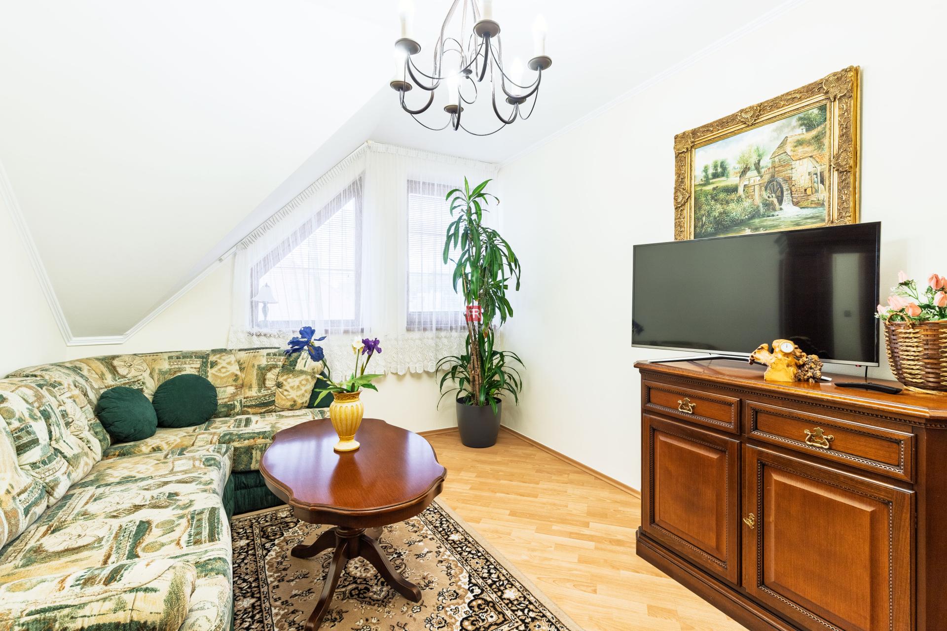 HERRYS - For sale an 6-room family house with a swimming pool and a tennis court in Pezinok