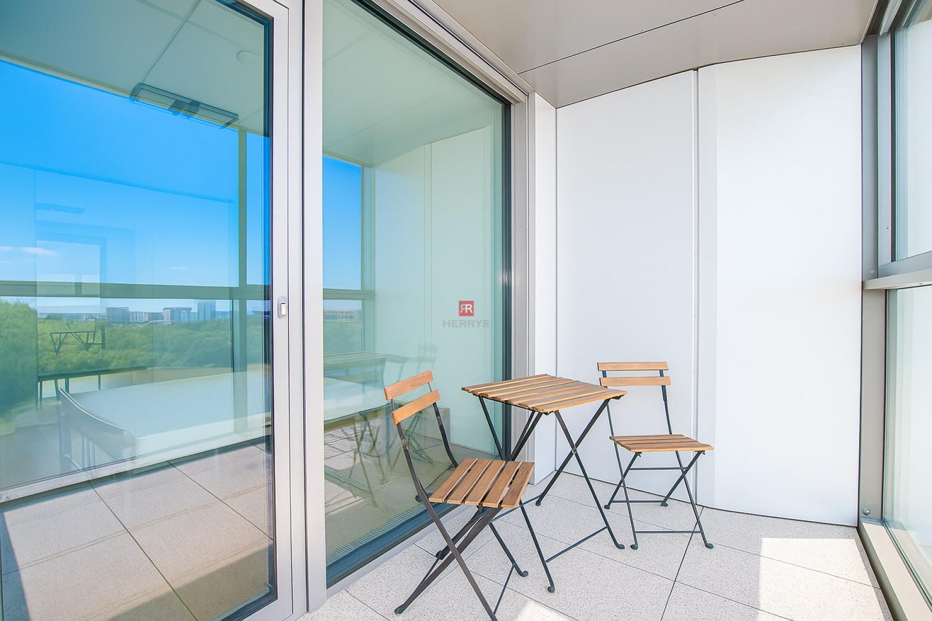 HERRYS – Na prenájom 2 izbový byt s výhľadom na Dunaj, v&nbsp;najvyššom mrakodrape Eurovea Tower