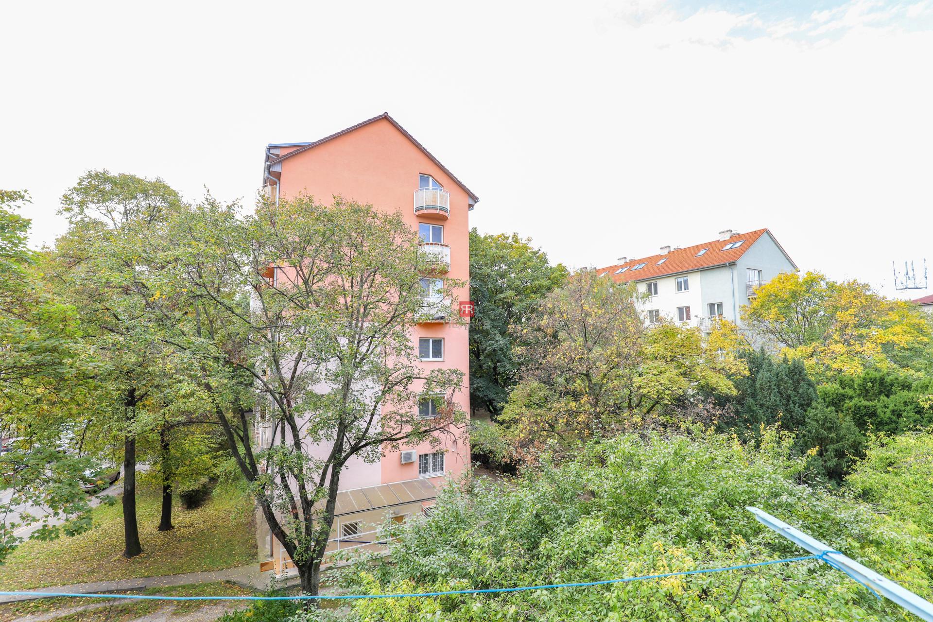 HERRYS - For rent, a pleasant 2-room apartment in the popular location BA – Ružinov.