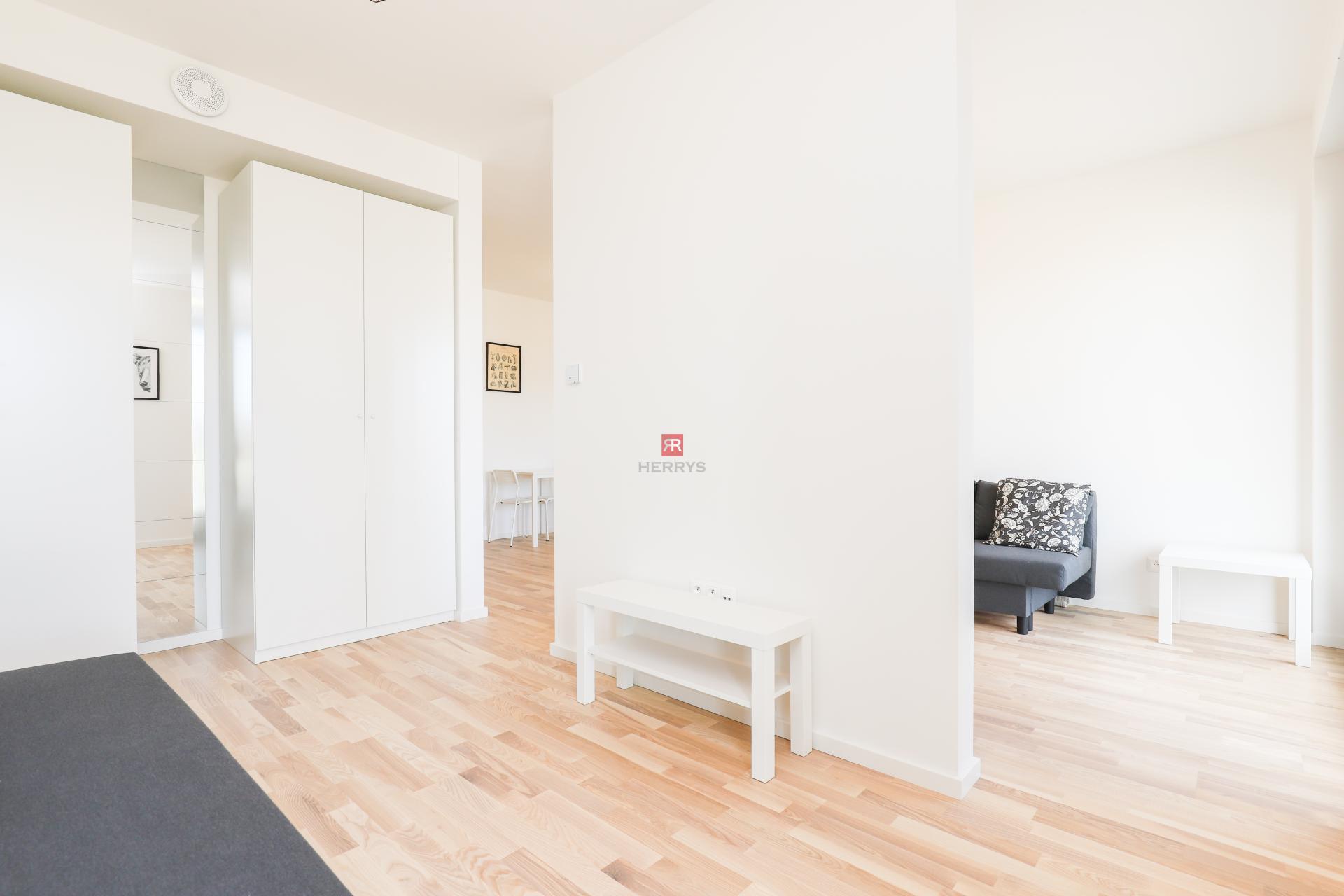 HERRYS - Na prenájom 1,5-izbový úplne nový apartmán v novostavbe METROPOLIS