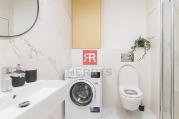 HERRYS - Na prenájom luxusný 1,5-izbový kompletne zariadený byt v projekte Vydrica