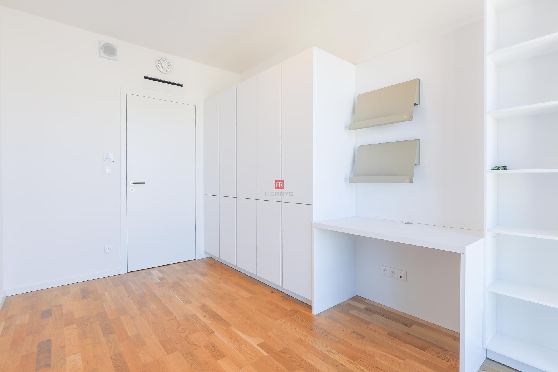HERRYS - Na prenájom krásny úplne nový 3-izbový kompletne zariadený apartmán v novostavbe Metropolis