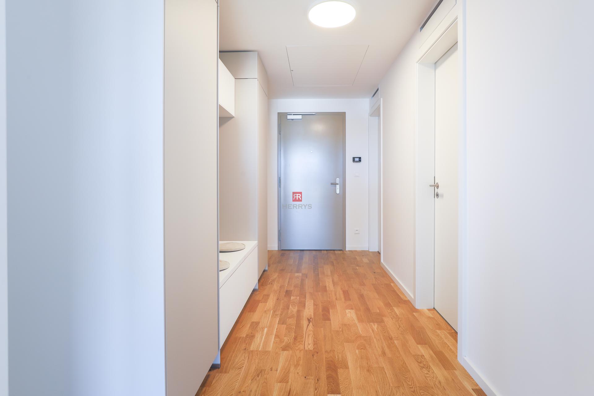 HERRYS - Na prenájom krásny úplne nový 3-izbový kompletne zariadený apartmán v novostavbe Metropolis