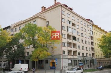 HERRYS – Na prenájom priestranný a slnečný 2-izbový byt po kompletnej rekonštrukcii v centre mesta na Blumentálskej ulici