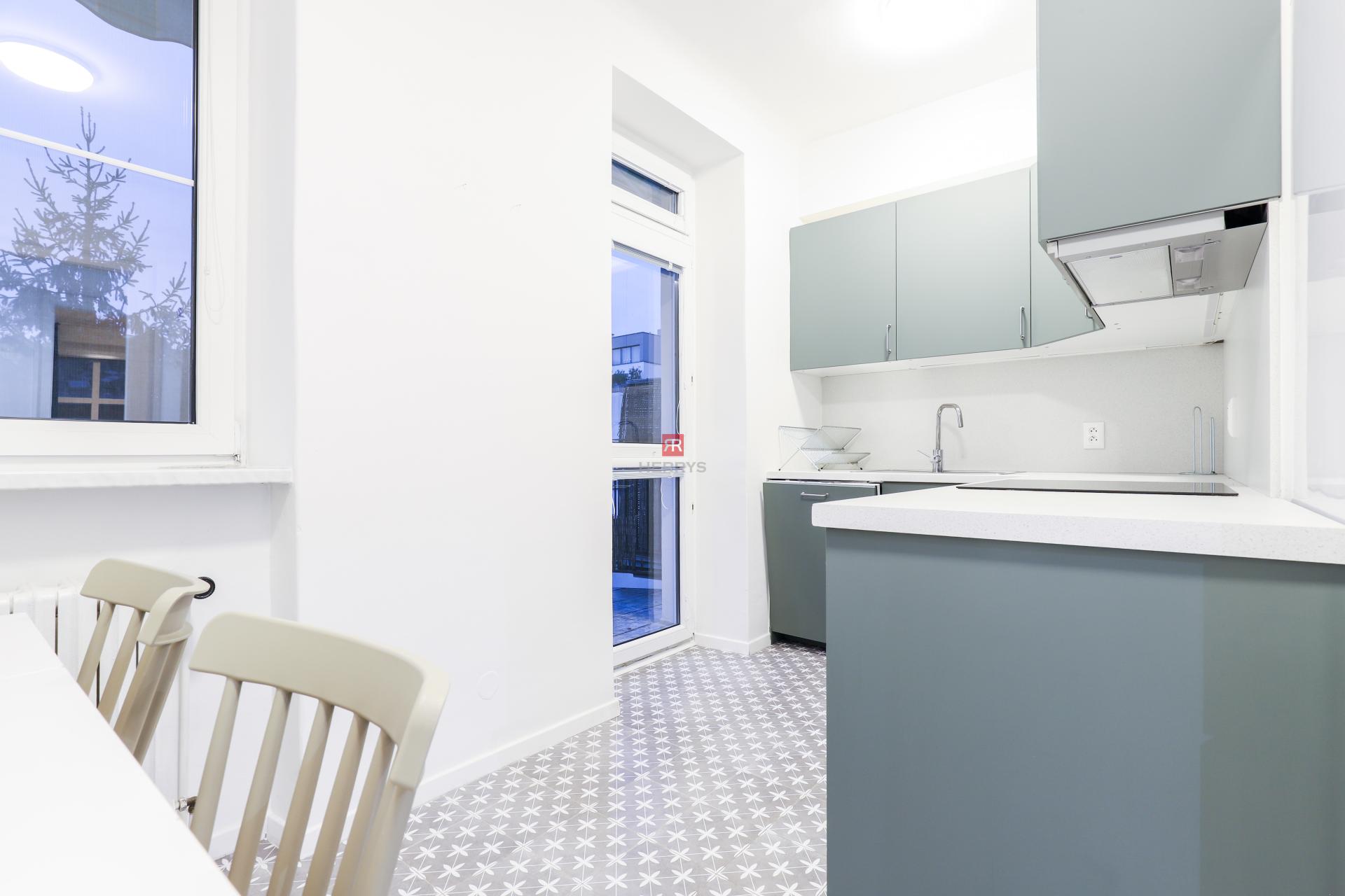 HERRYS - Na prenájom jedinečný 2-izbový byt s balkónom v&nbsp;tichej lokalite BA – Staré Mesto