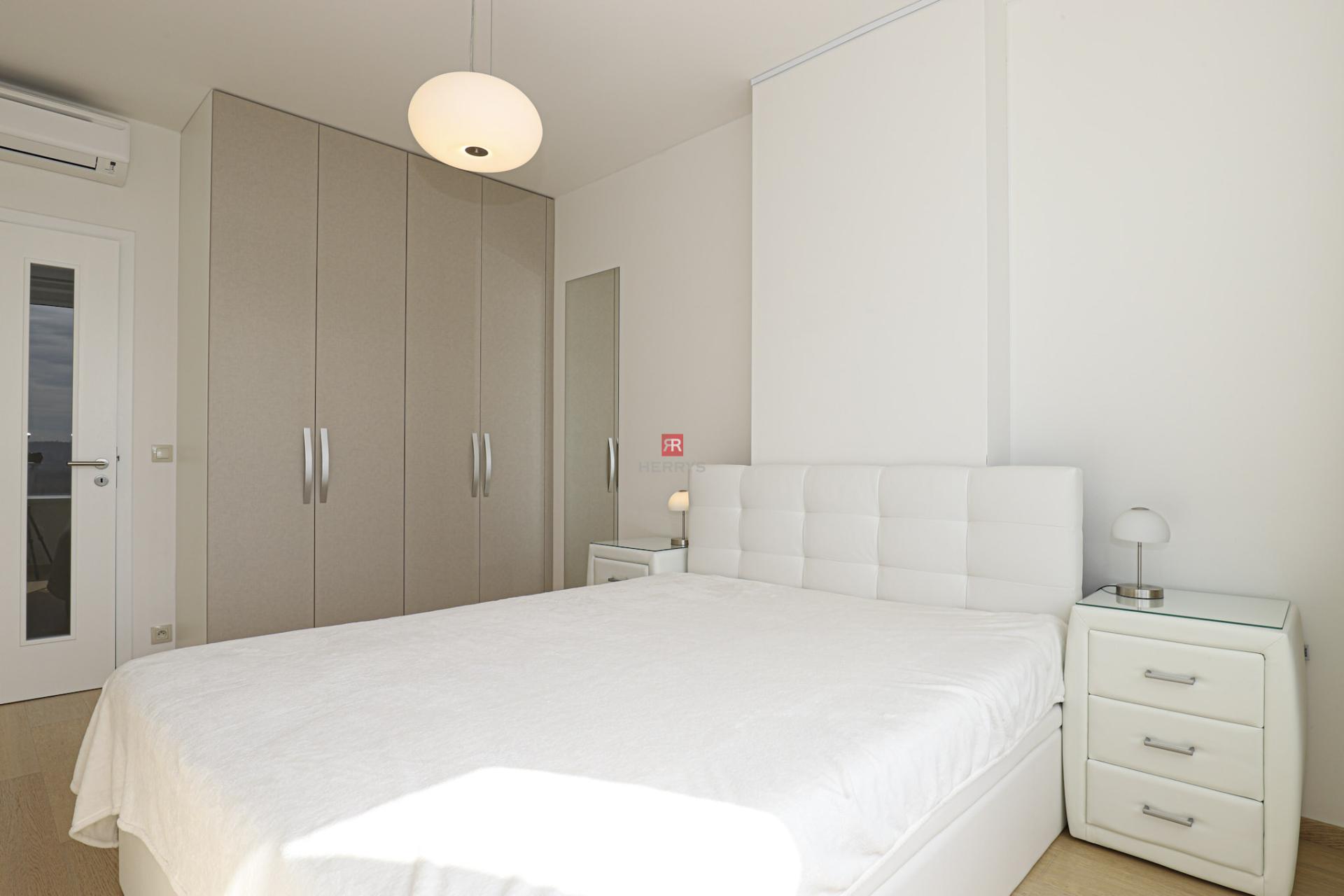 HERRYS - Na prenájom 3 izbový byt na 31. poschodí v Panorama City