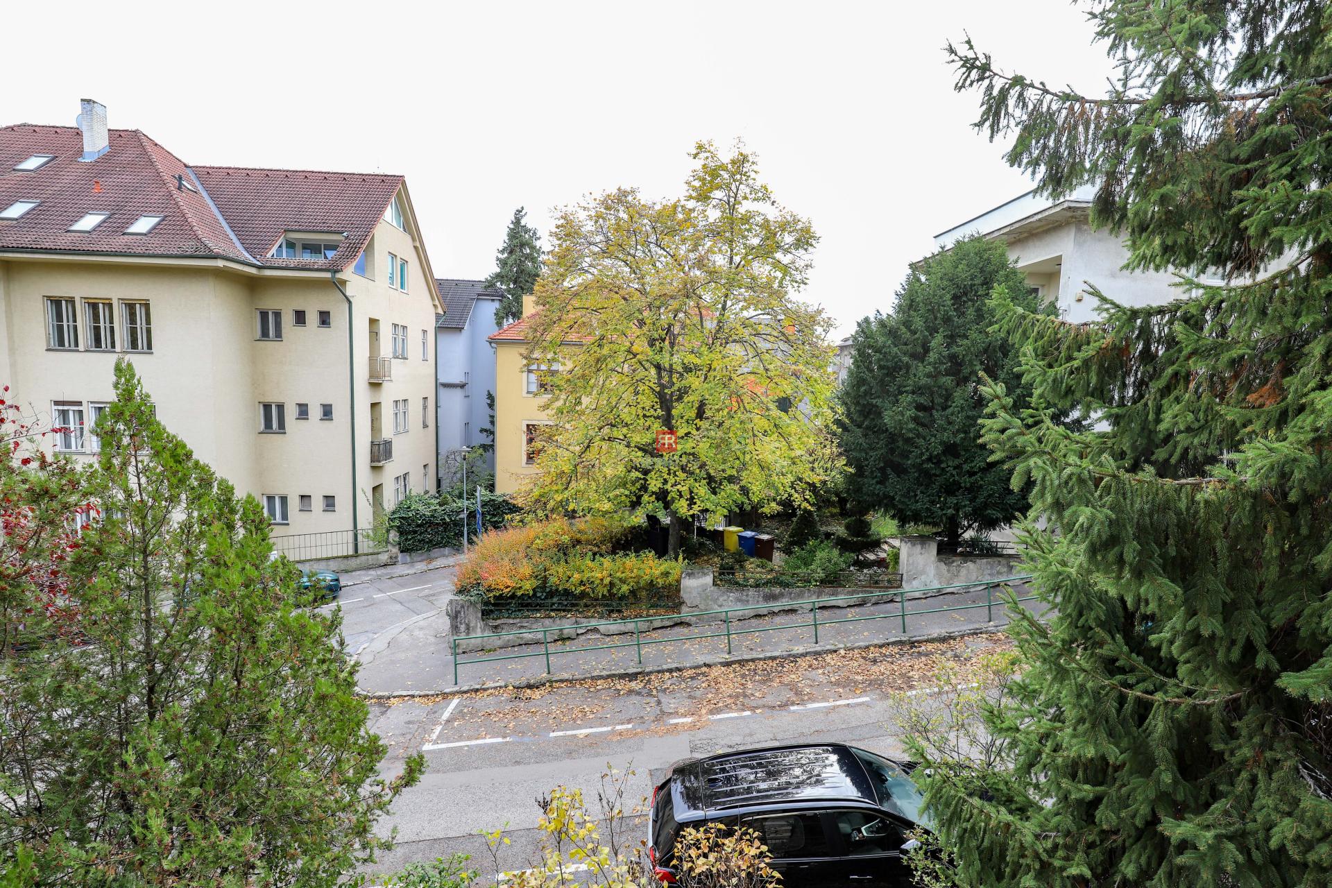 HERRYS – Na prenájom elegantný 3-izbový byt po kompletnej rekonštrukcii v historickom dome na ulici Fraňa Kráľa