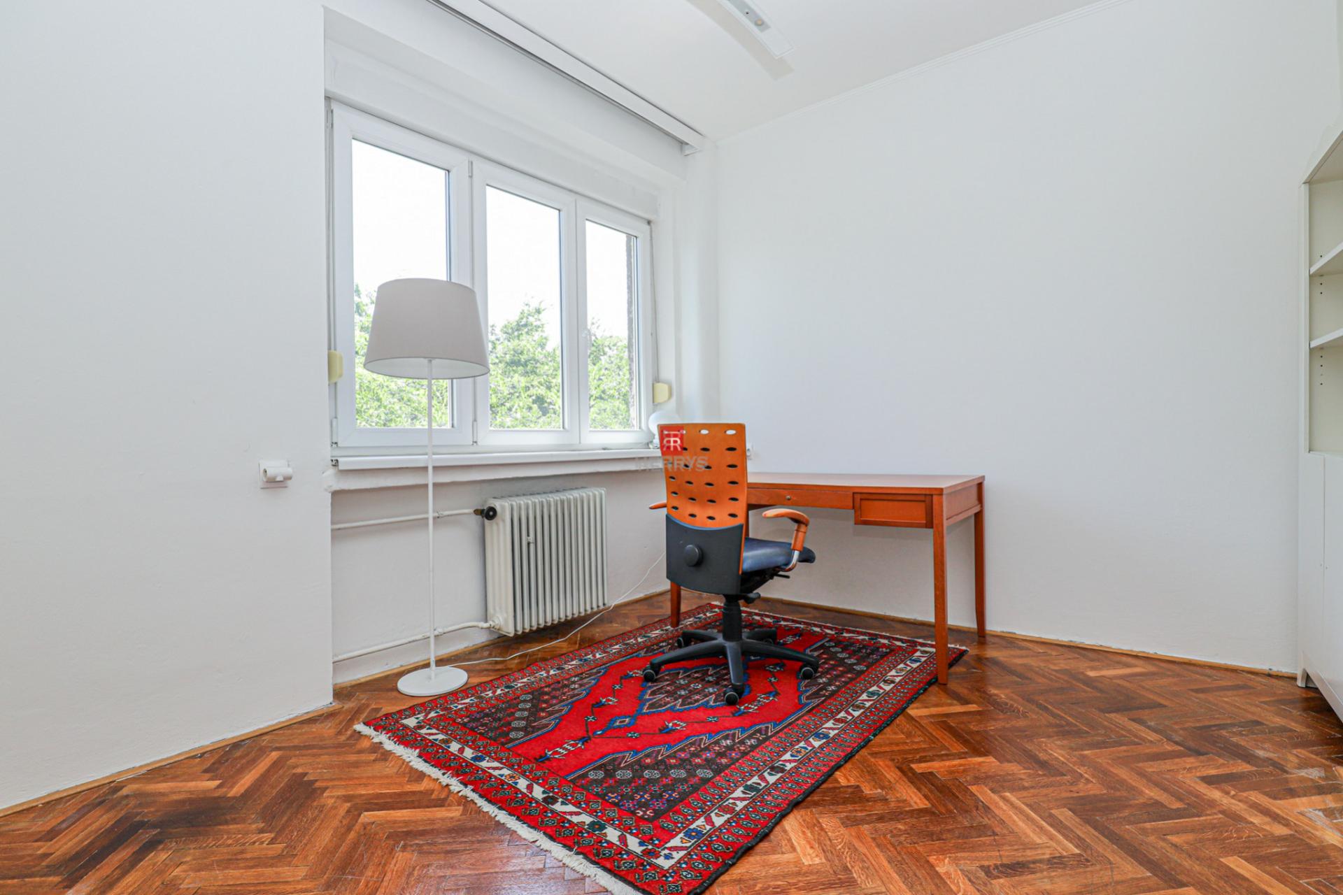 HERRYS - For sale spacious 3-room apartment with the possibility of converting into a 4-room apartment