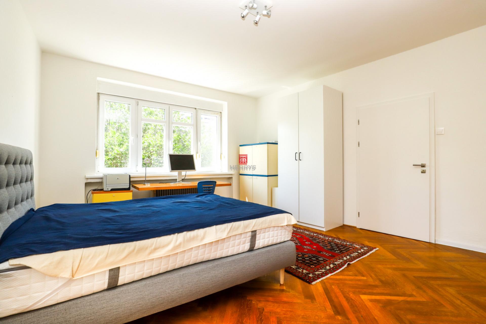 HERRYS - For sale spacious 3-room apartment with the possibility of converting into a 4-room apartment