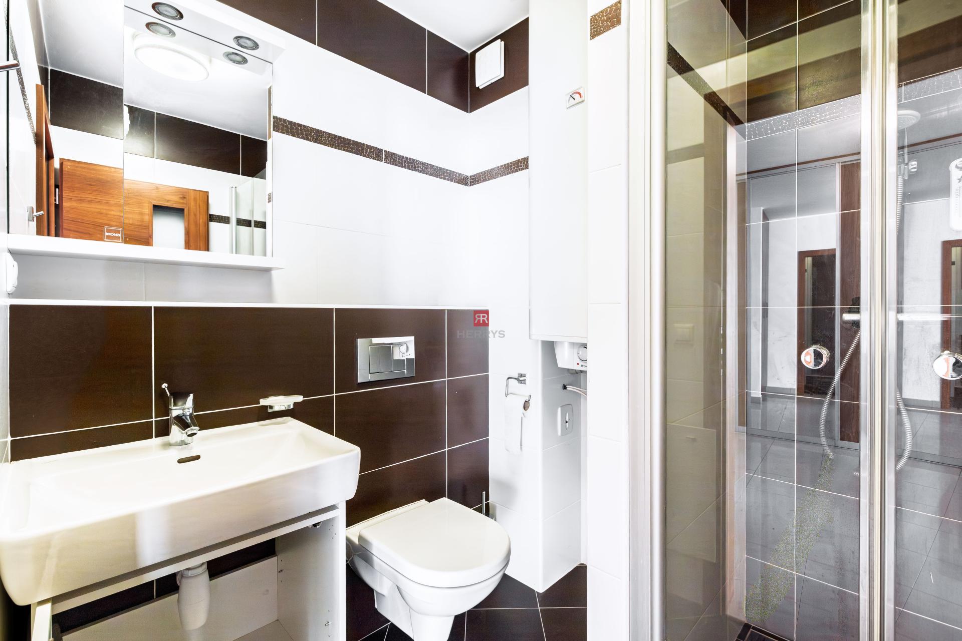 HERRYS - Na predaj priestranný 3-izbový byt na ulici Guothova, Kramáre