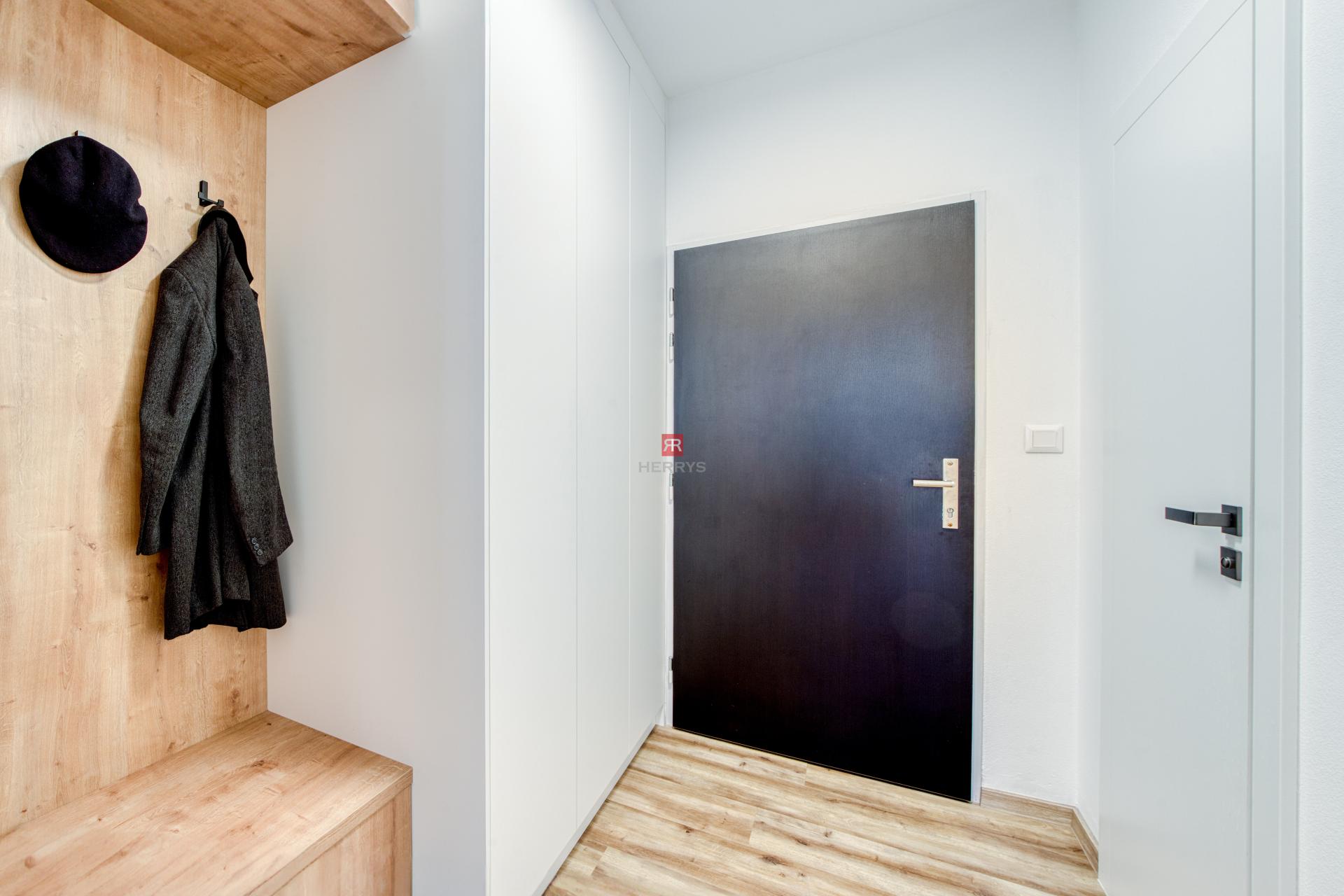 HERRYS – Spacious 2-room apartment for sale after complete renovation&nbsp;