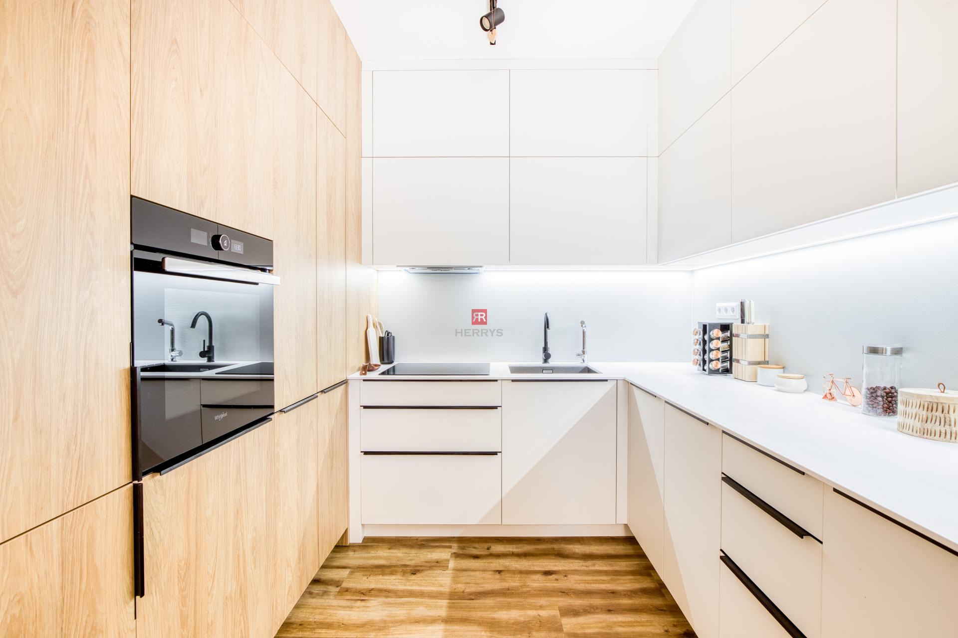 HERRYS – Spacious 2-room apartment for sale after complete renovation&nbsp;
