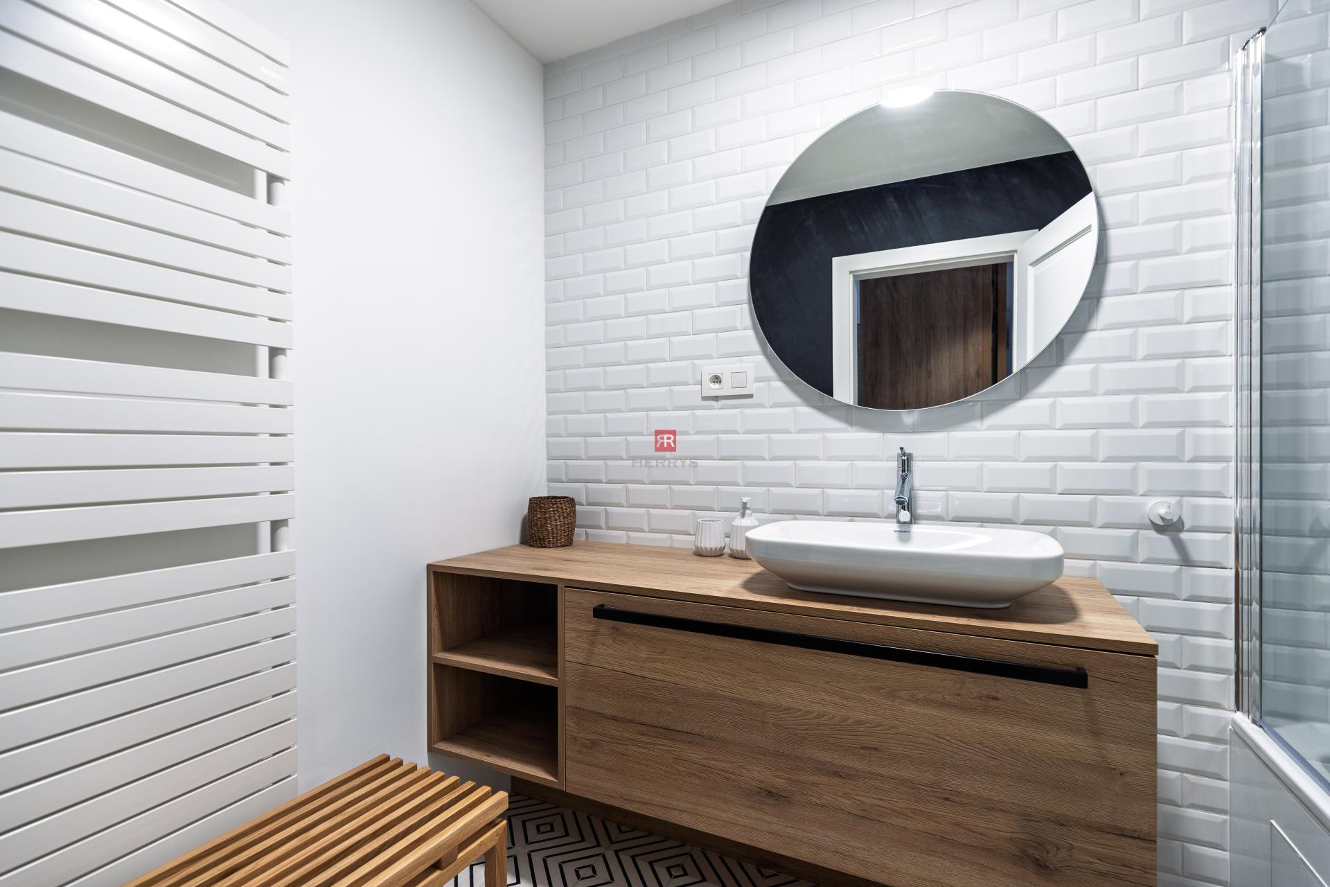 HERRYS – Na prenájom doposiaľ neobývaný 2-izbový byt v novostavbe s&nbsp;garážou