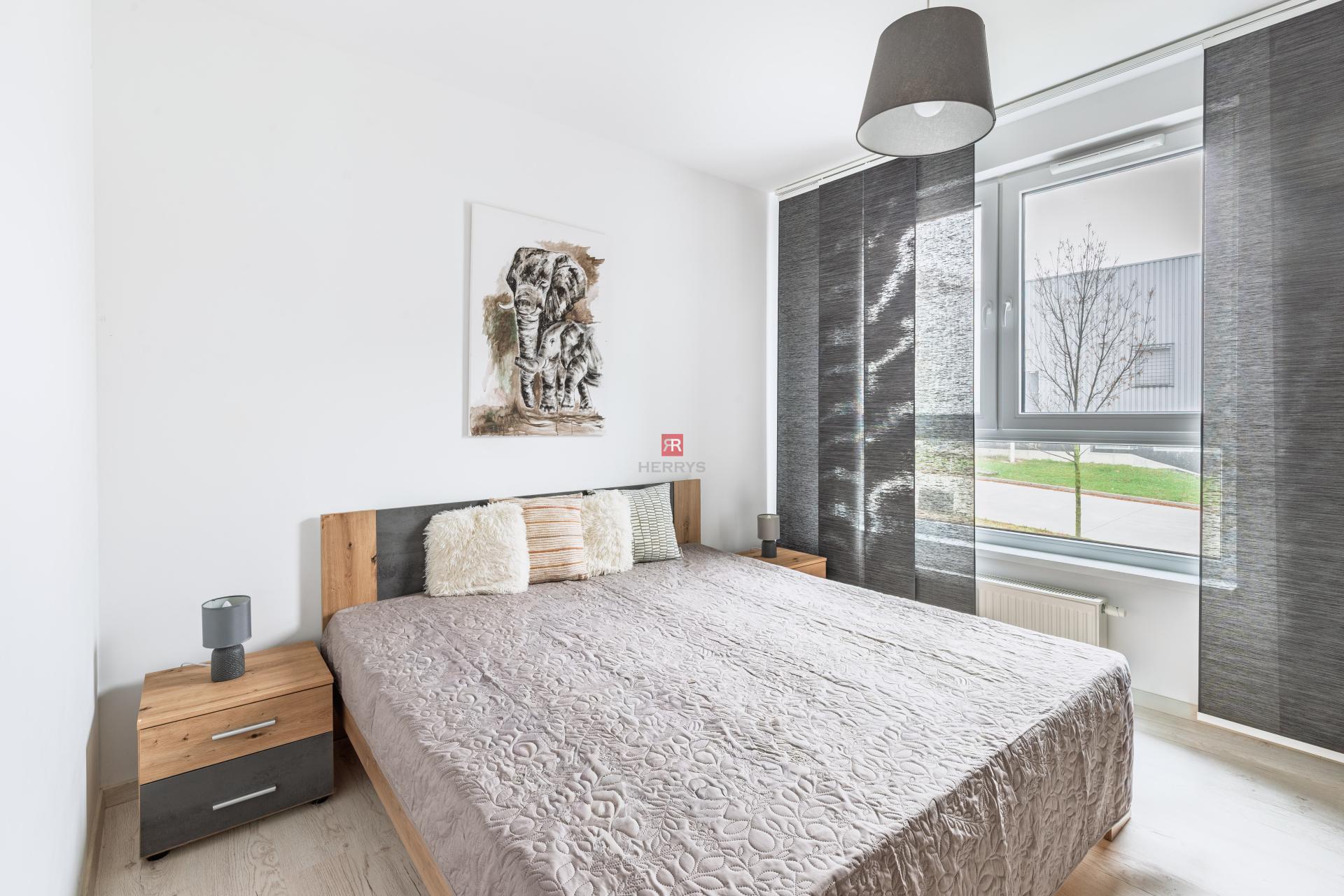 HERRYS - Fully furnished 2-room apartment for sale in a new building in Dúbravka