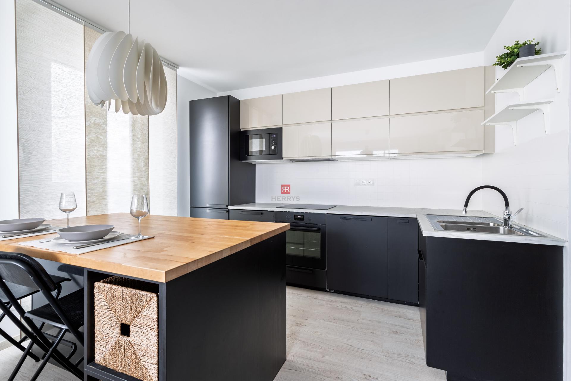 HERRYS - Fully furnished 2-room apartment for sale in a new building in Dúbravka