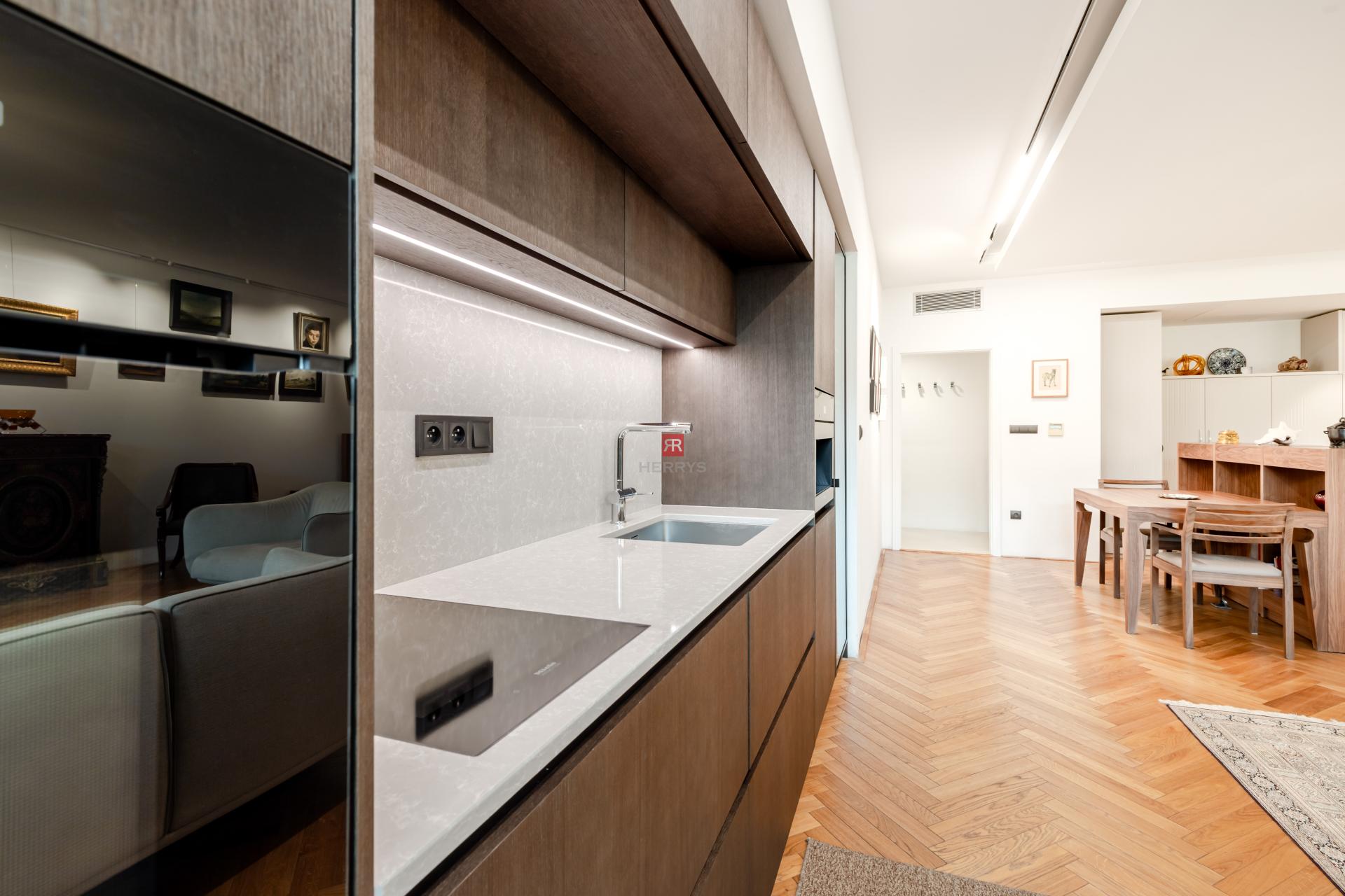 HERRYS - Na predaj krásny 1 izbový byt v Starom Meste pri Prezidentskej záhrade