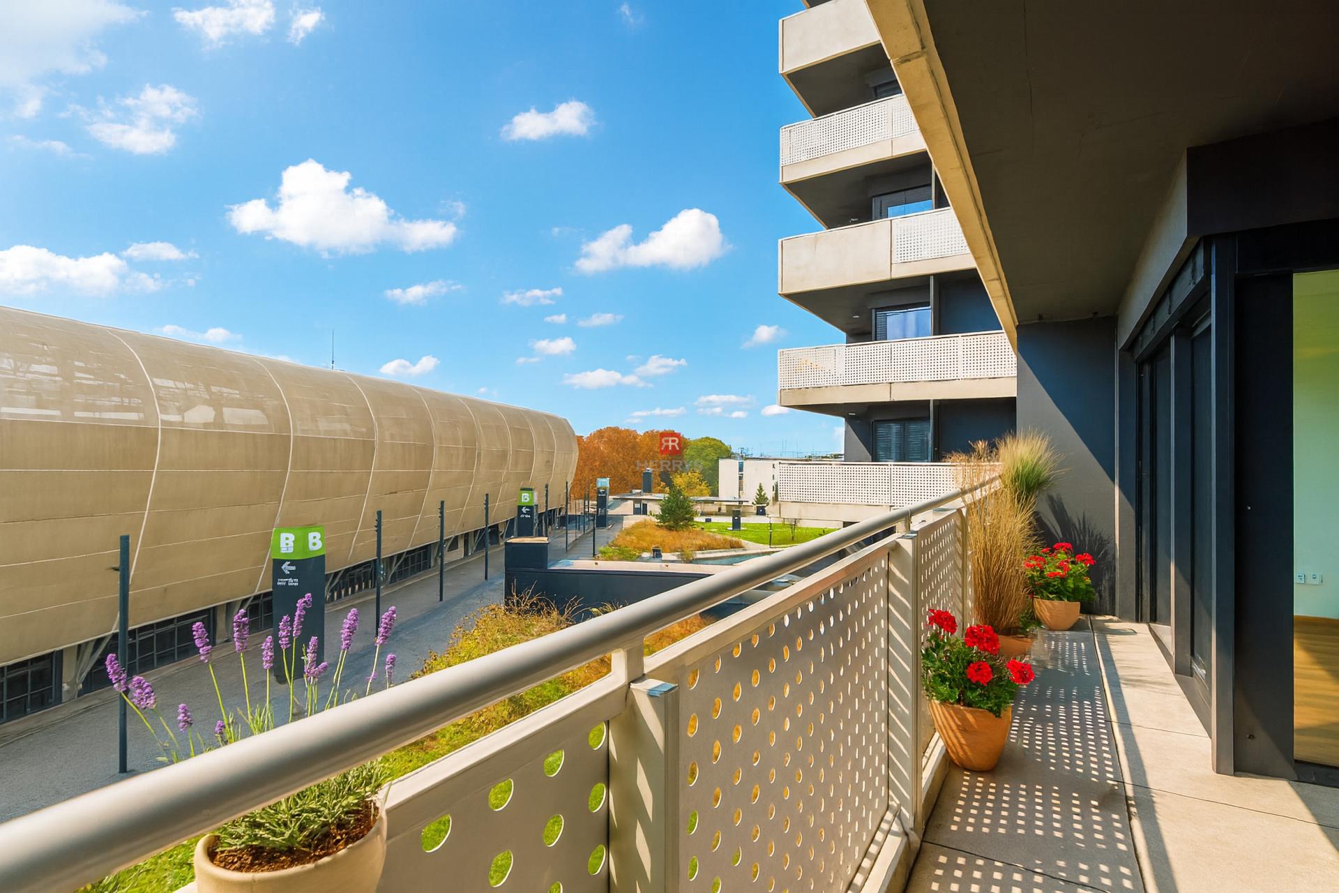 HERRYS - For sale, 2-room apartment with a spacious loggia in the Tehelné pole project.