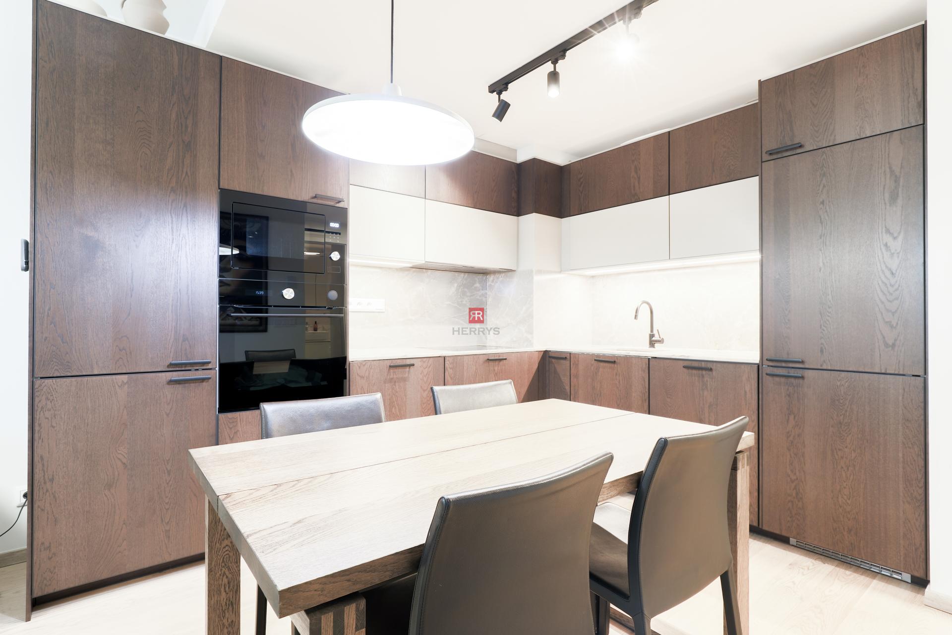 HERRYS - For rent luxurious 2-bedroom fully furnished apartment in the Vydrica project