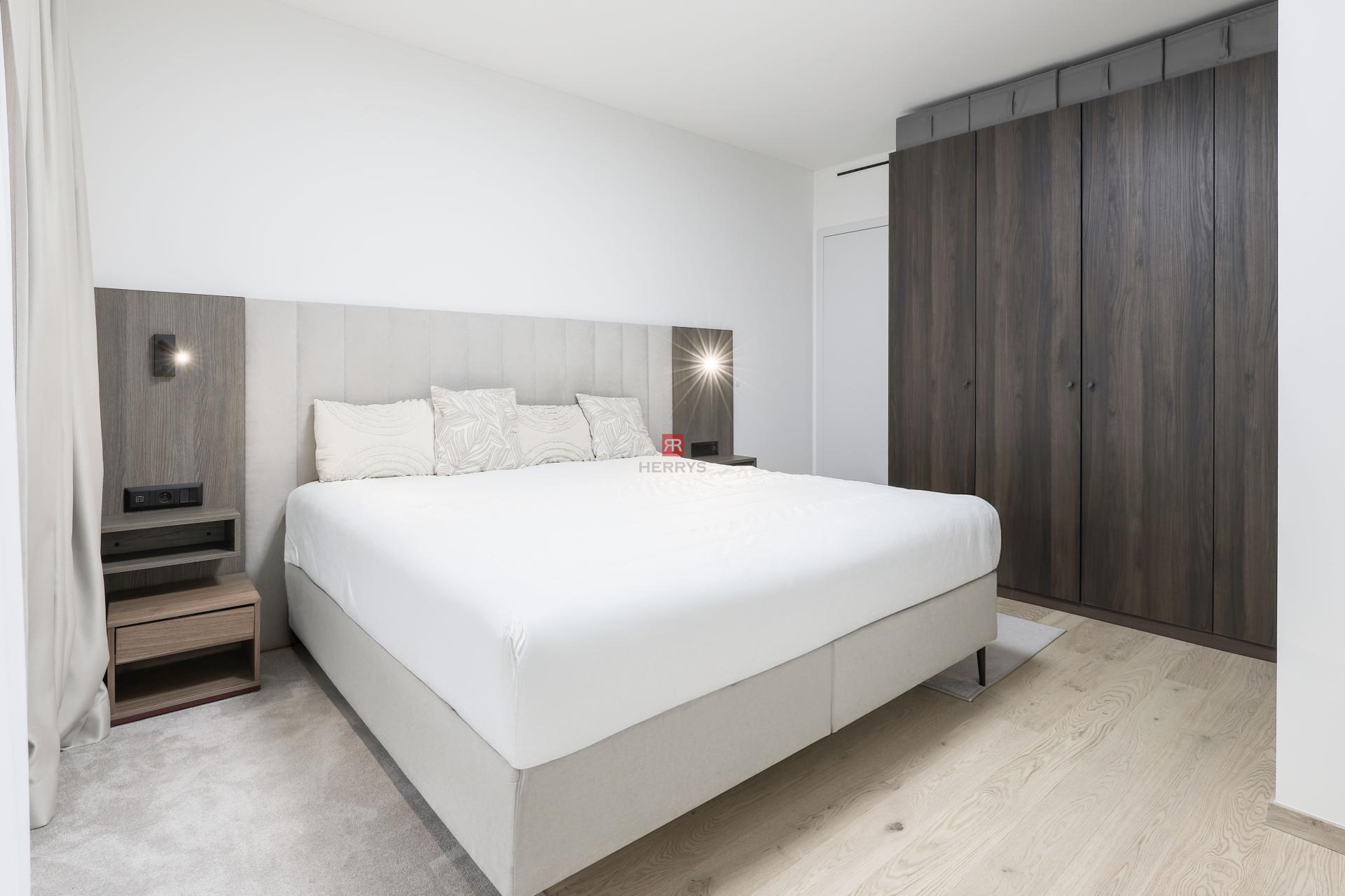 HERRYS - For rent luxurious 2-bedroom fully furnished apartment in the Vydrica project