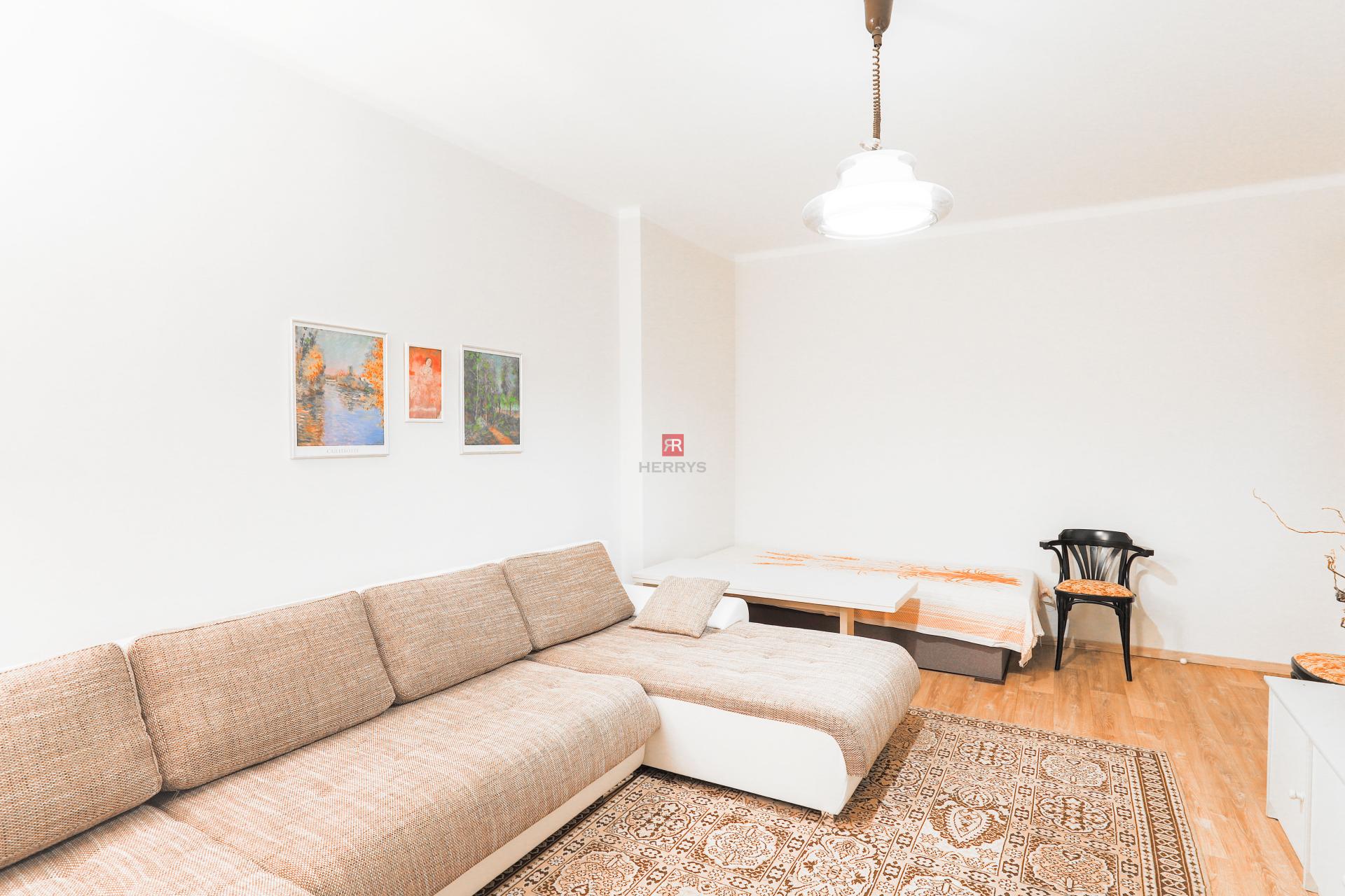 HERRYS – Na prenájom zariadený 1-izbový byt v Ružinove na Miletičovej ulici