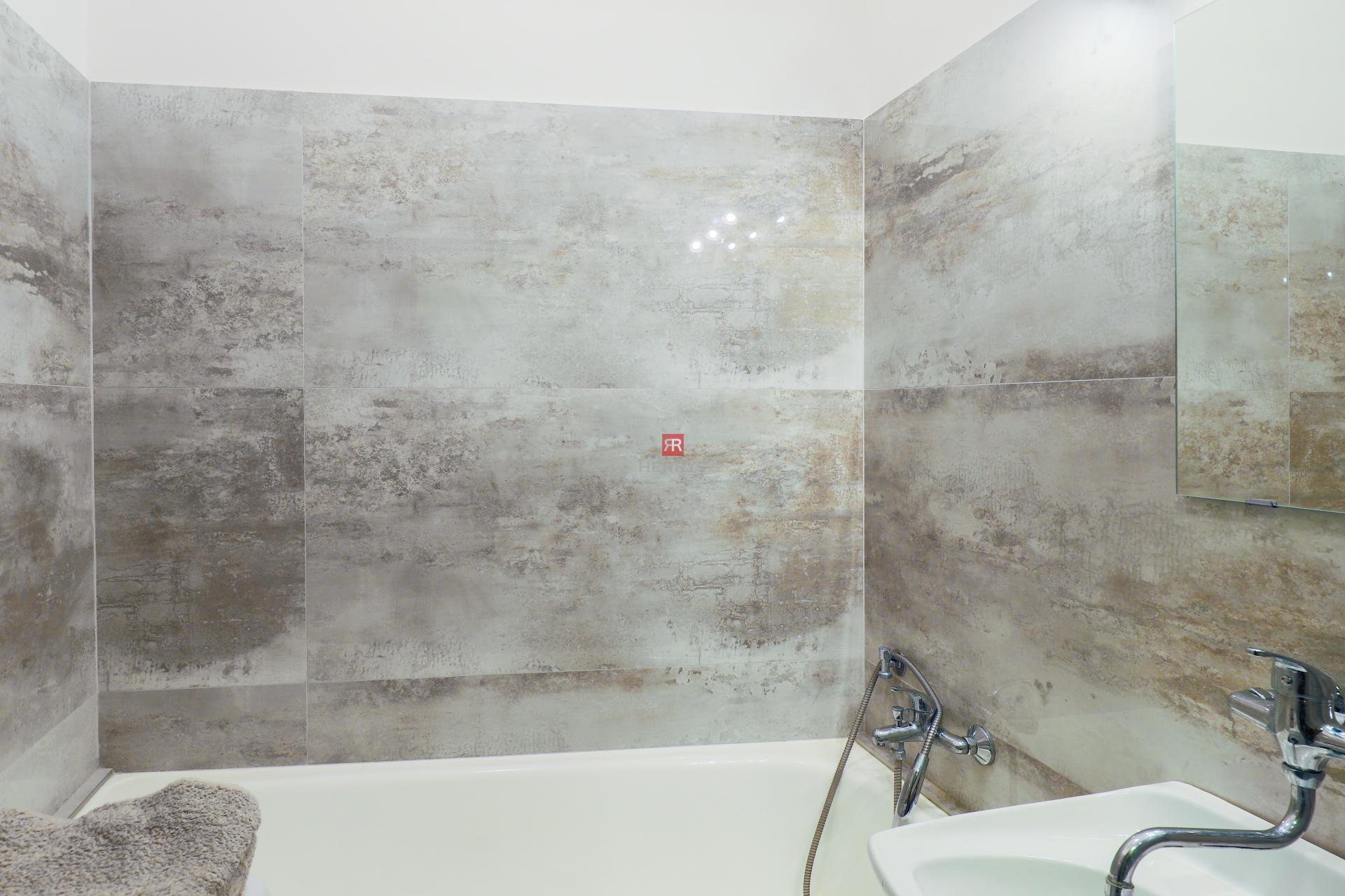 HERRYS – Na prenájom zariadený 1-izbový byt v Ružinove na Miletičovej ulici