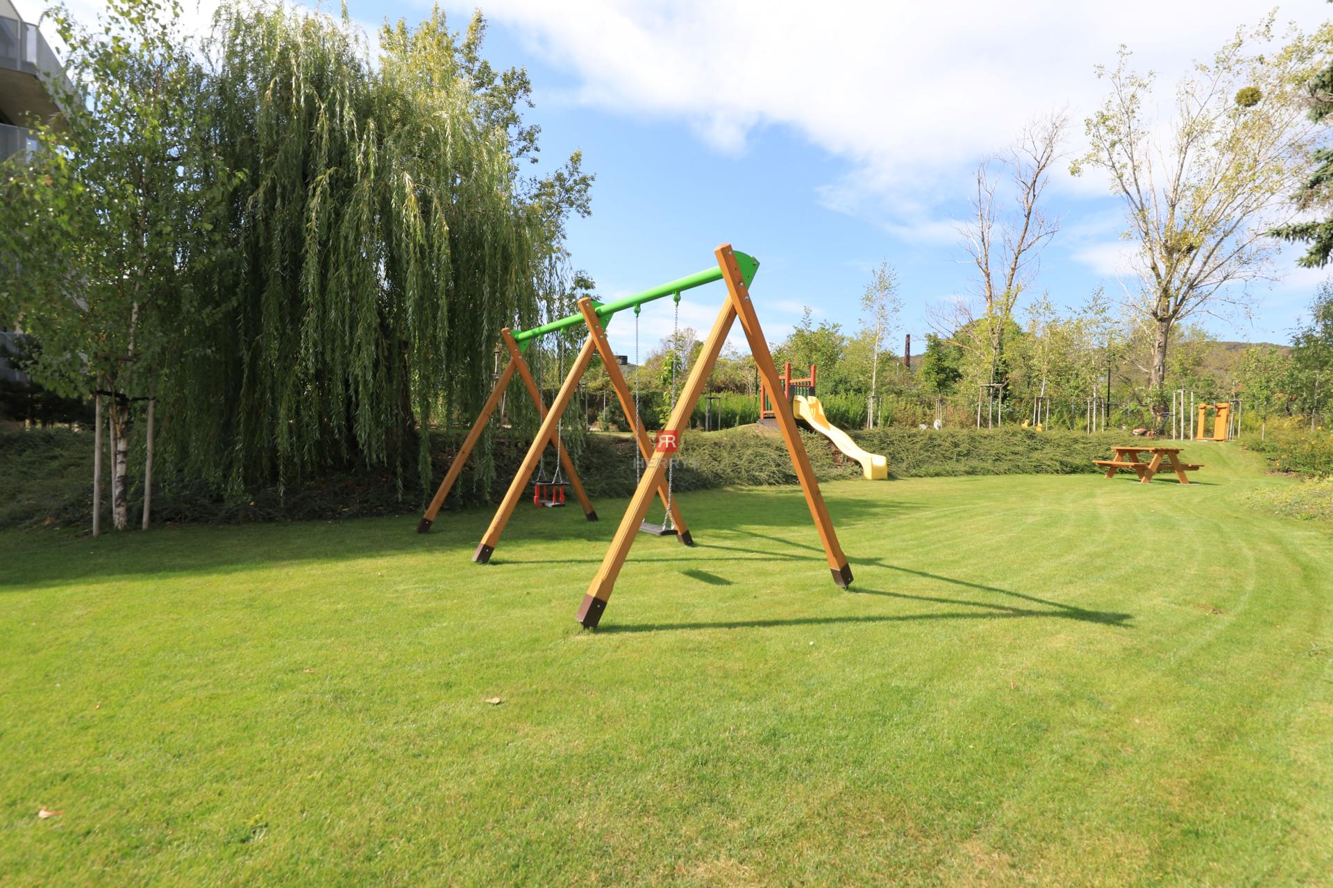 HERRYS - Na prenájom úplne nový 2i apartmán v&nbsp;rezidenčnom komplexe Pod Vinicou v&nbsp;BA - Nové Mesto