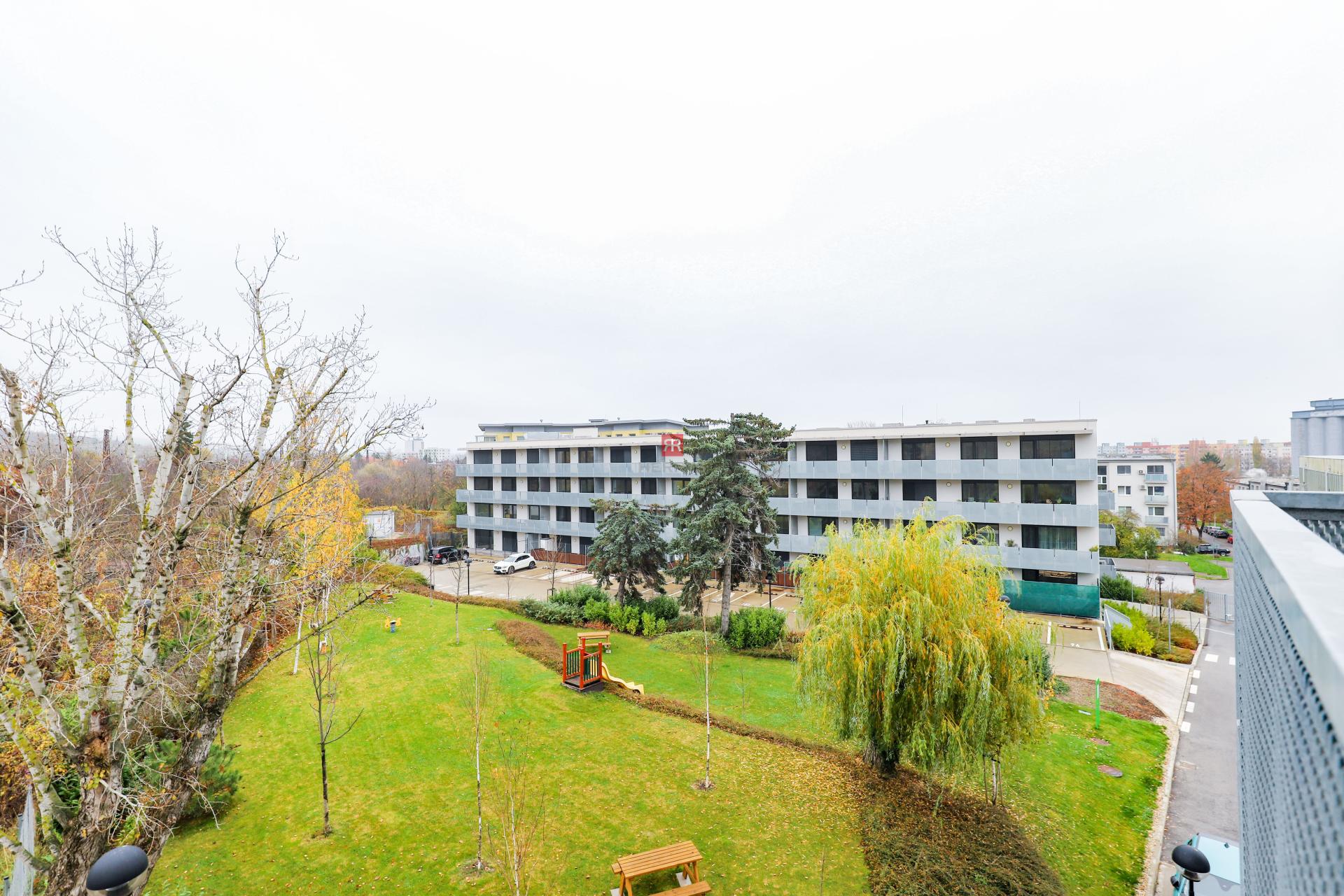 HERRYS - Na prenájom úplne nový 2i apartmán v&nbsp;rezidenčnom komplexe Pod Vinicou v&nbsp;BA - Nové Mesto