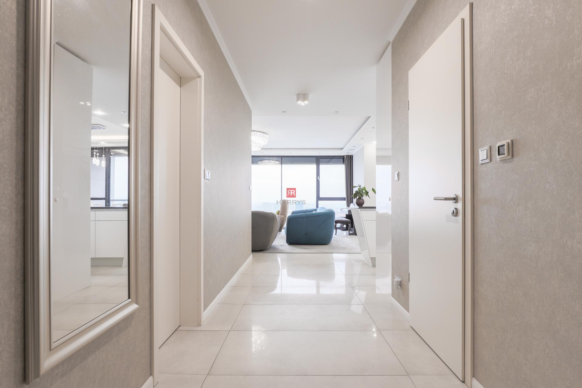 HERRYS - Na prenájom 3,5 izbový byt v uzavretom areáli na Kolibe s panoramatickým výhľadom na mesto