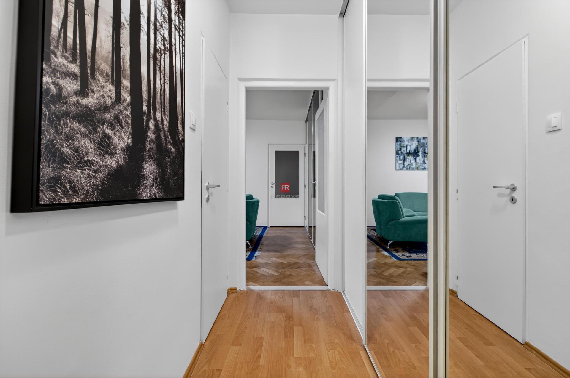 HERRYS - Na predaj 2-izbový byt v blízkosti Račianskeho mýta po kompletnej rekonštrukcii