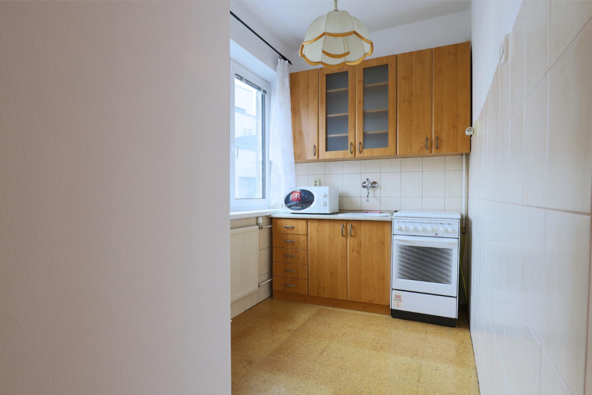 HERRYS – Na predaj 1-izbový byt s možnosťou úpravy na 1,5-i v exkluzívnej lokalite Starého Mesta