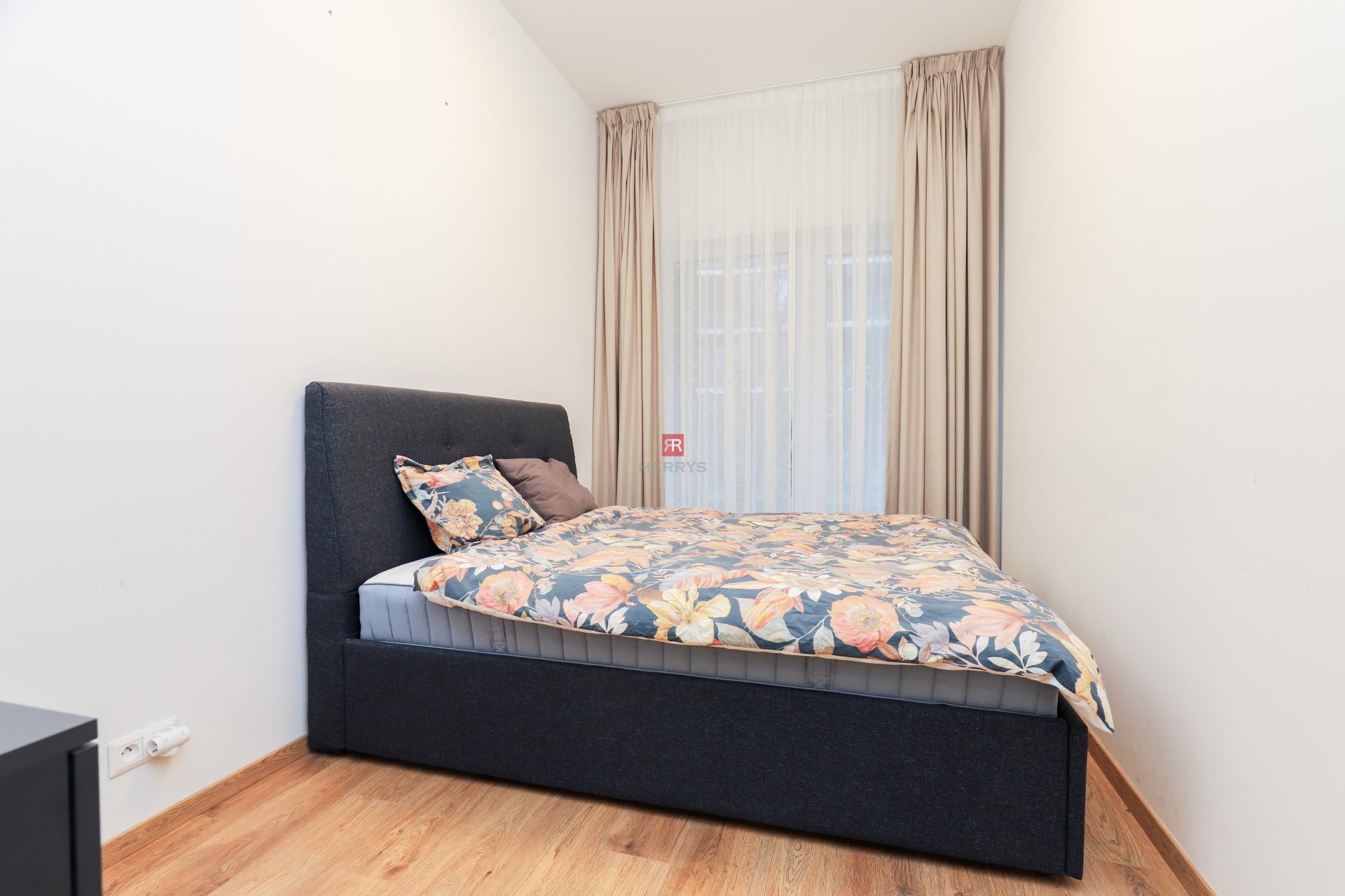 HERRYS - Na prenájom krásny 4-izbový byt s terasou a predzáhradkou v komplexe Slnečnice - Viladomy.